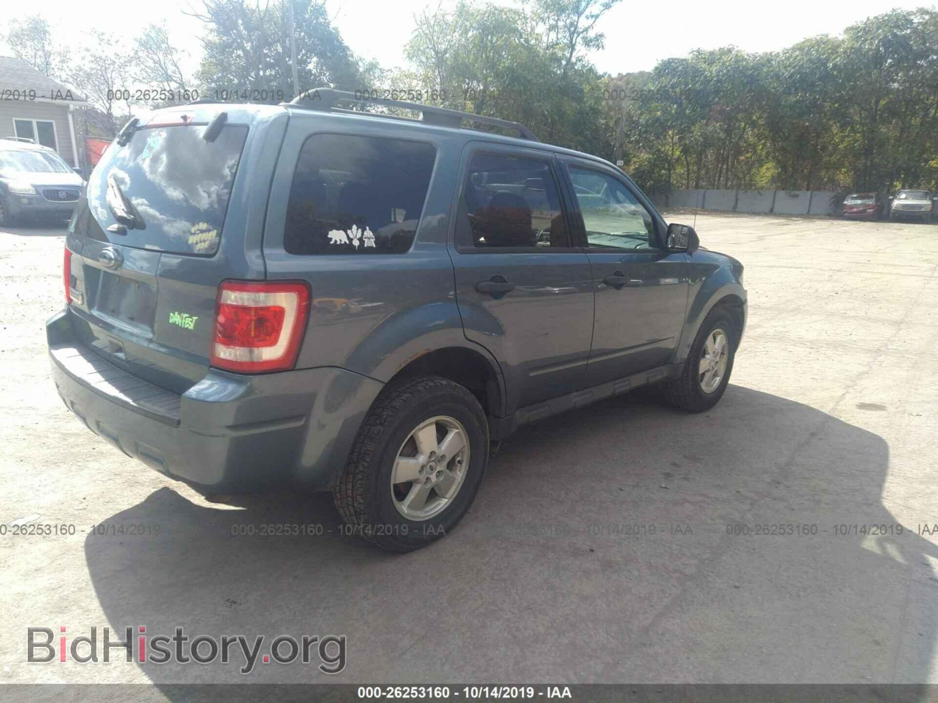 2011 FORD ESCAPE - VIN: 1FMCU0D72BKB96552 - Photo 4