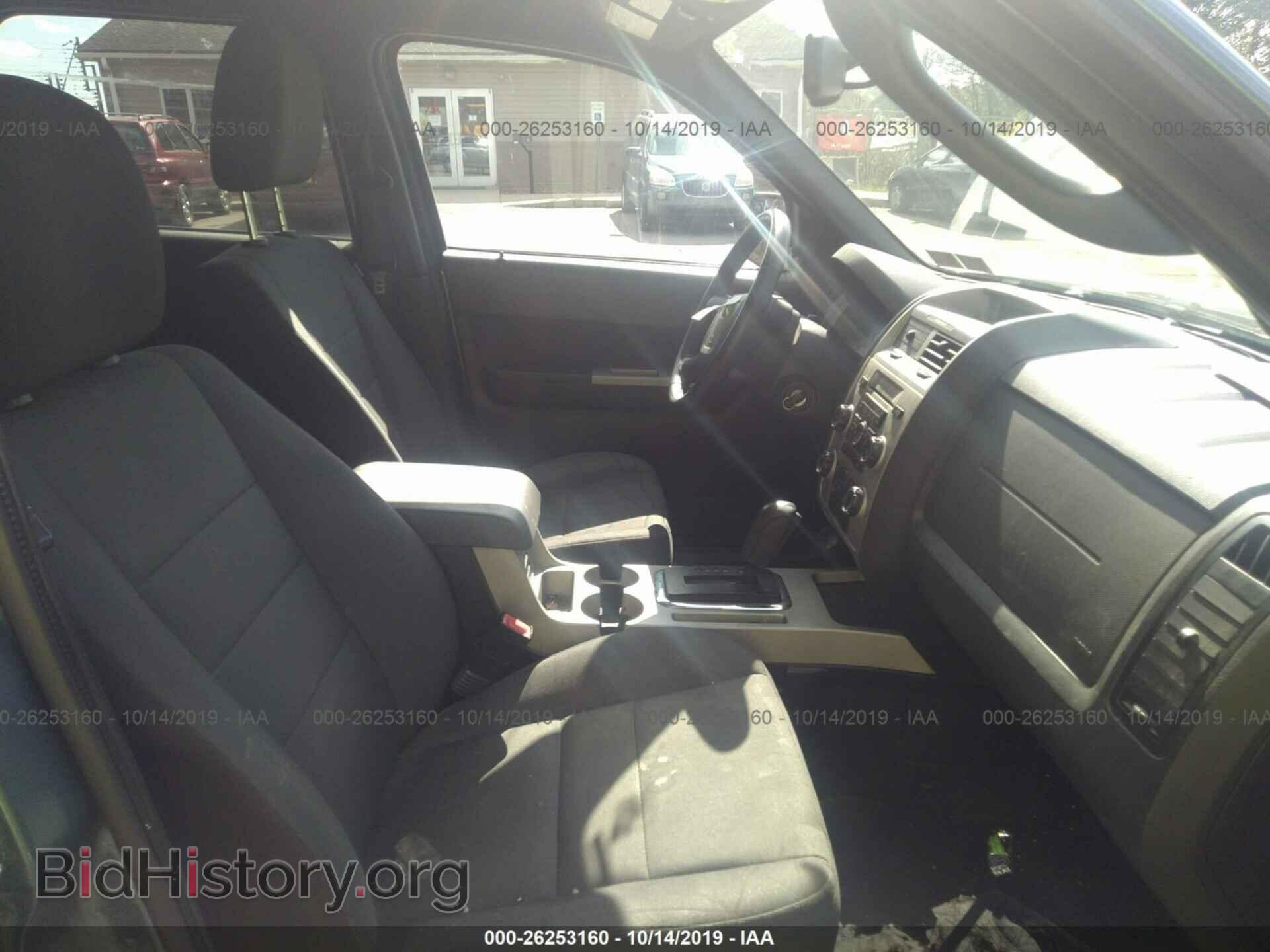 2011 FORD ESCAPE - VIN: 1FMCU0D72BKB96552 - Photo 5