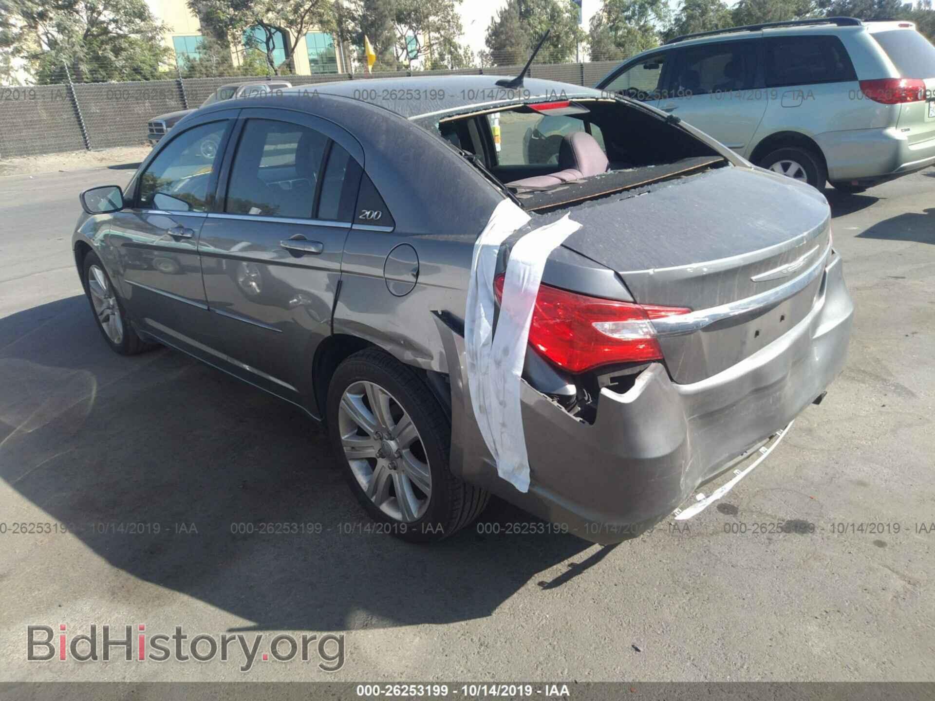 2012 CHRYSLER 200 - VIN: 1C3CCBAB1CN240105 - Фото 3