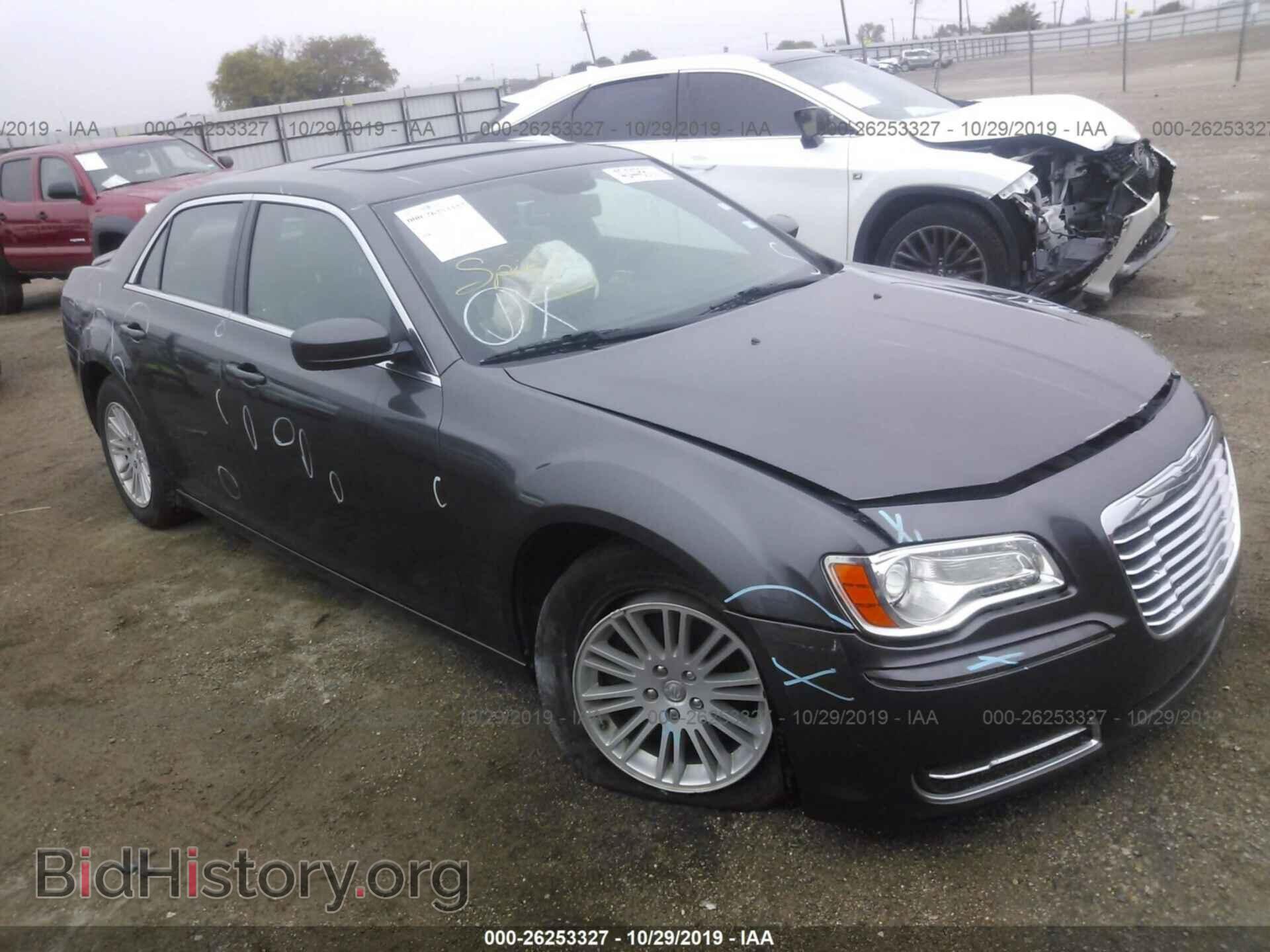 Фотография 2C3CCAAG7EH179232 - CHRYSLER 300 2014