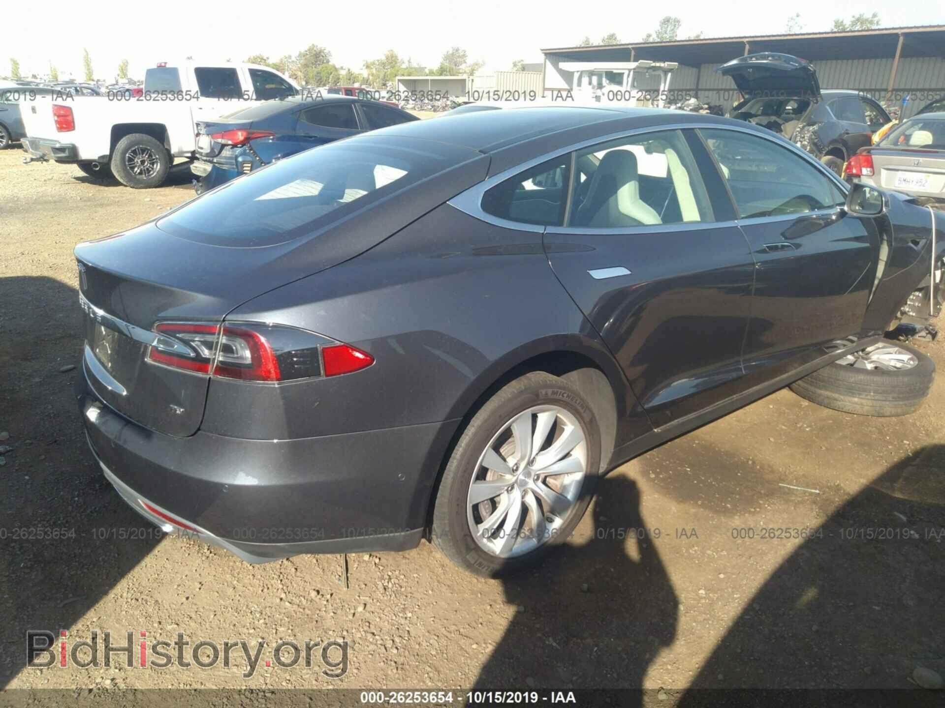 2015 TESLA MODEL S - VIN: 5YJSA1E13FF113271 - Фото 4