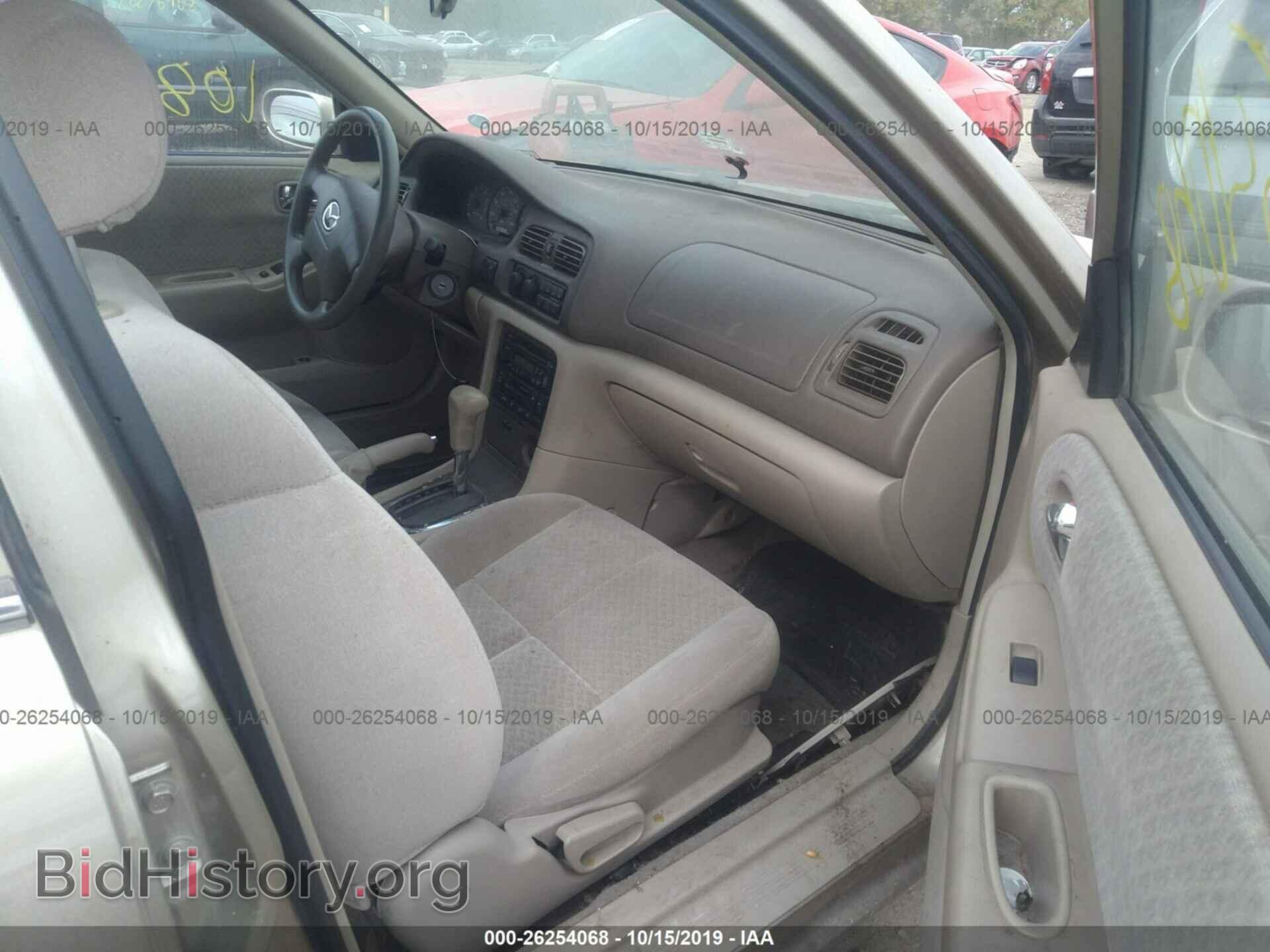 2000 MAZDA 626 - VIN: 1YVGF22C3Y5134591 - Фото 5
