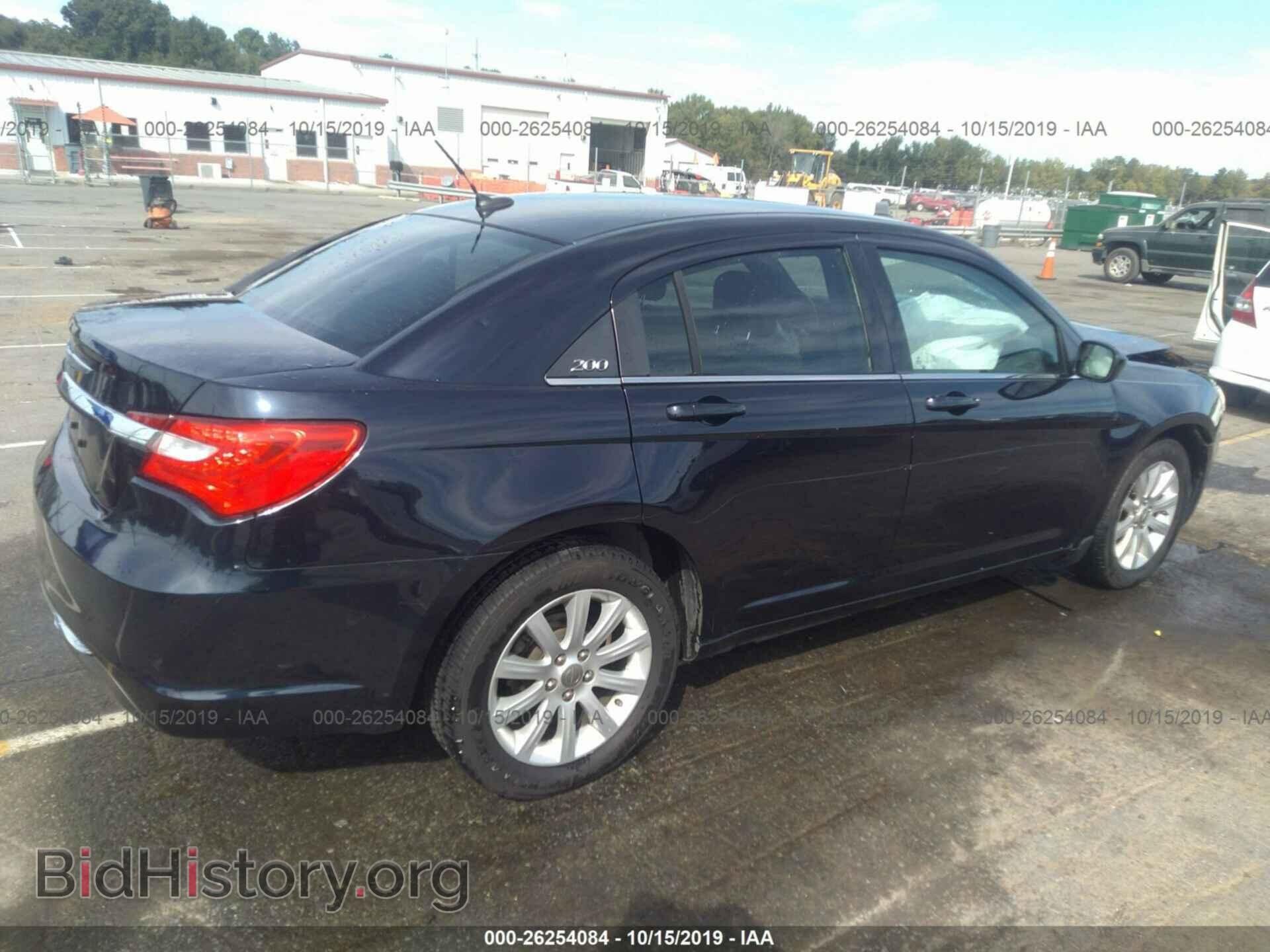 2012 CHRYSLER 200 - VIN: 1C3CCBBB0CN114638 - Photo 4