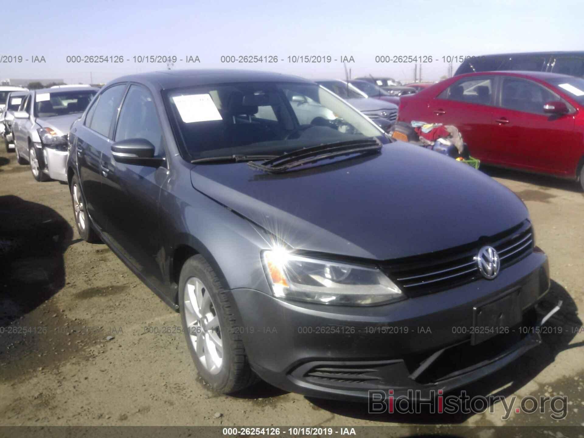 Фотография 3VWDP7AJ0DM418698 - VOLKSWAGEN JETTA 2013