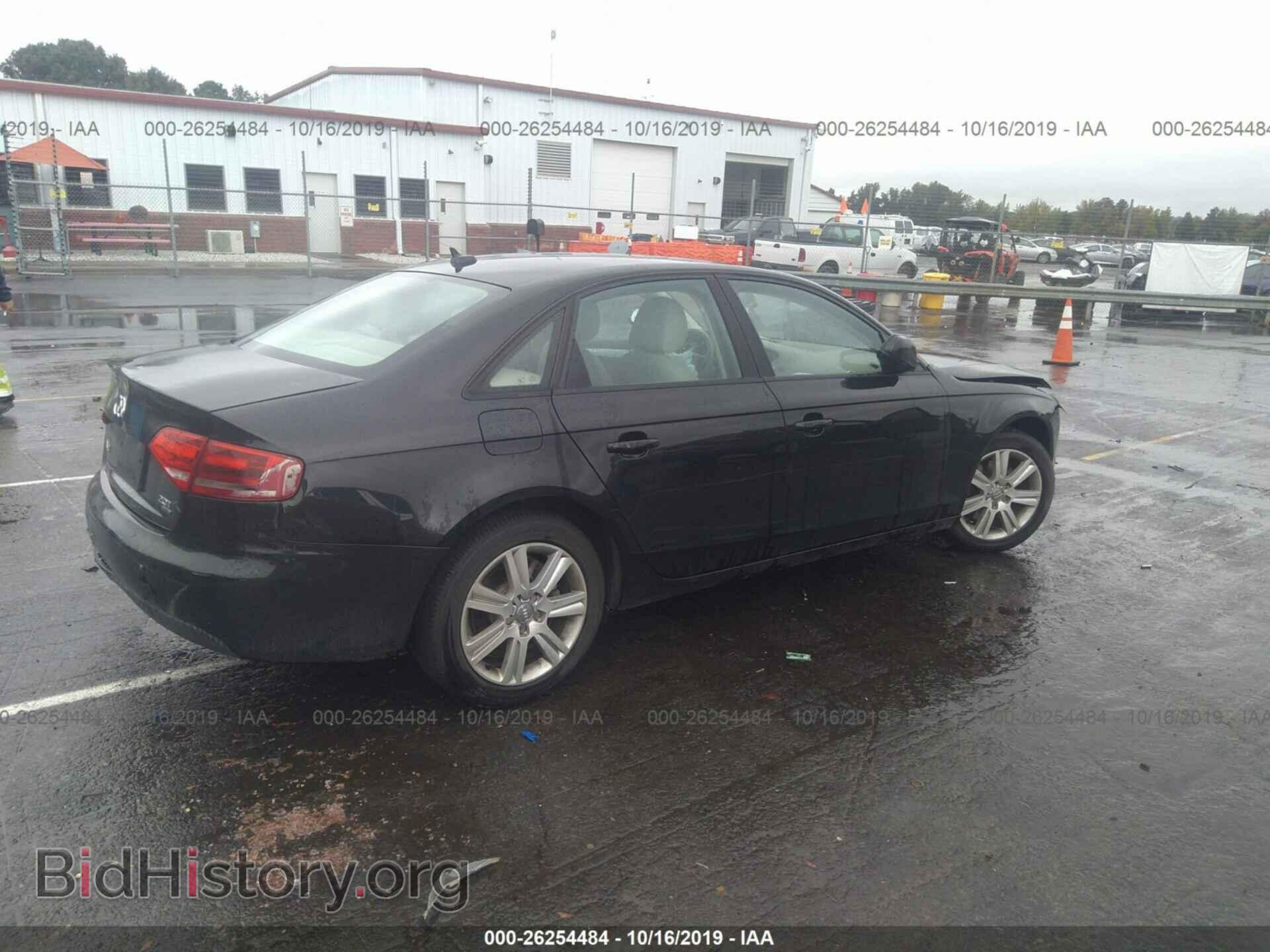 2011 AUDI A4 - VIN: WAUBFAFL7BN049732 - Фото 4