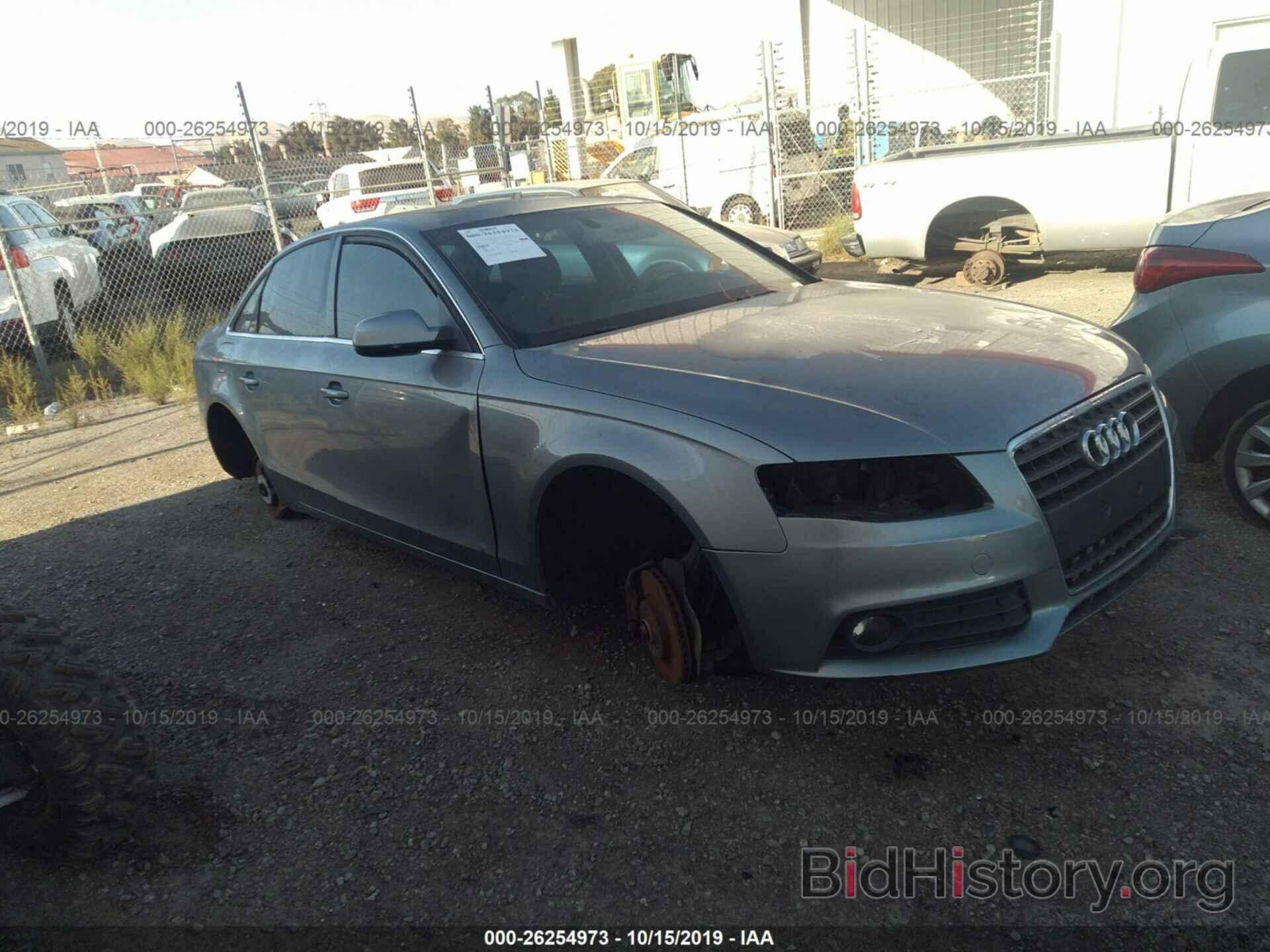 Photo WAUEFAFL5AN036652 - AUDI A4 2010