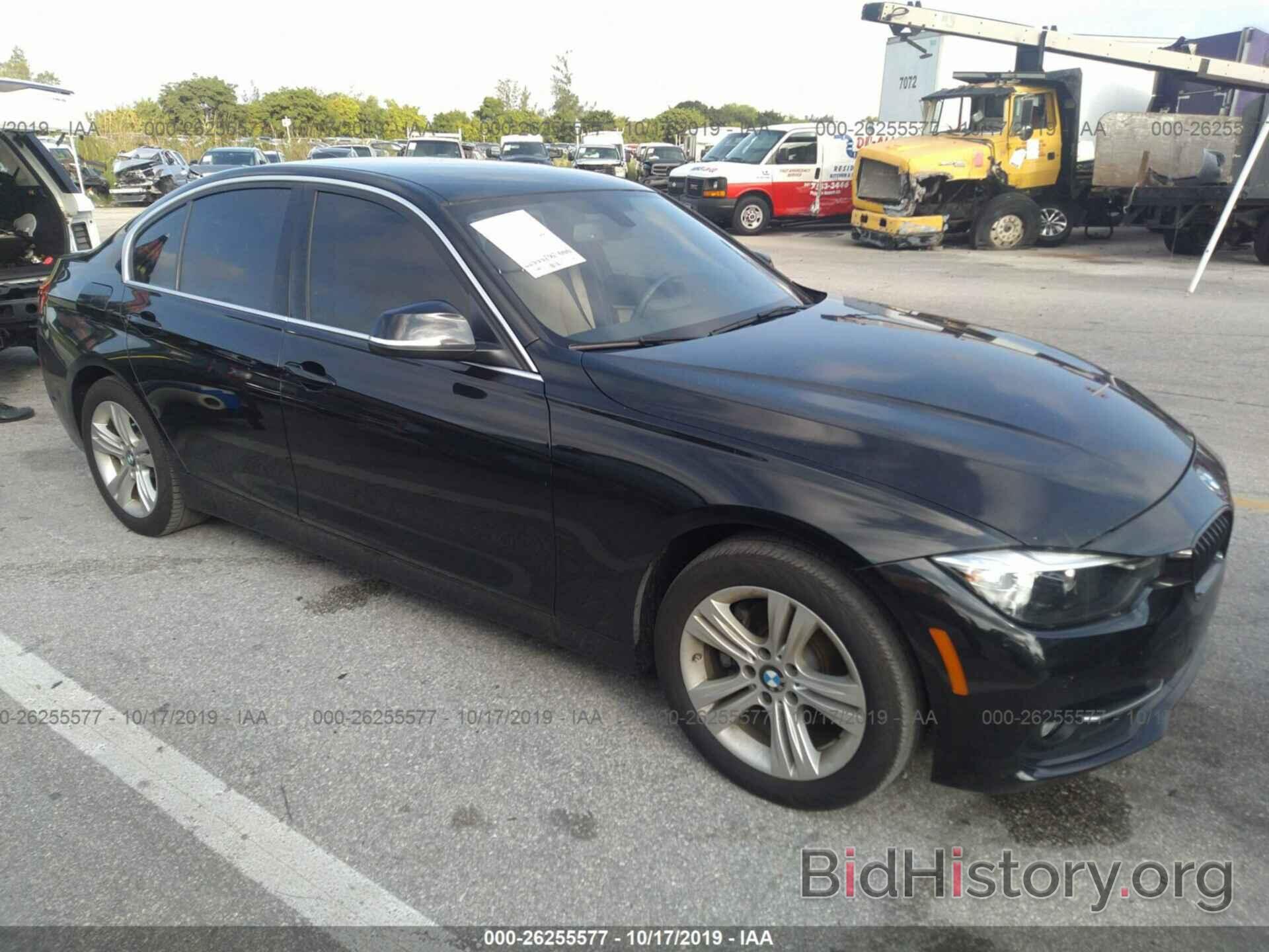 Photo WBA8B9G34HNU55253 - BMW 330 2017