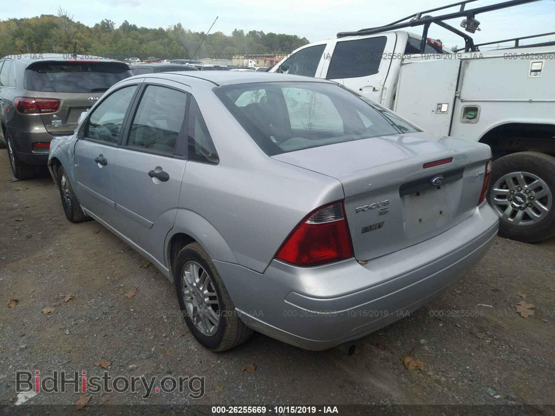 2005 FORD FOCUS - VIN: 1FAFP34N55W142917 - Фото 3