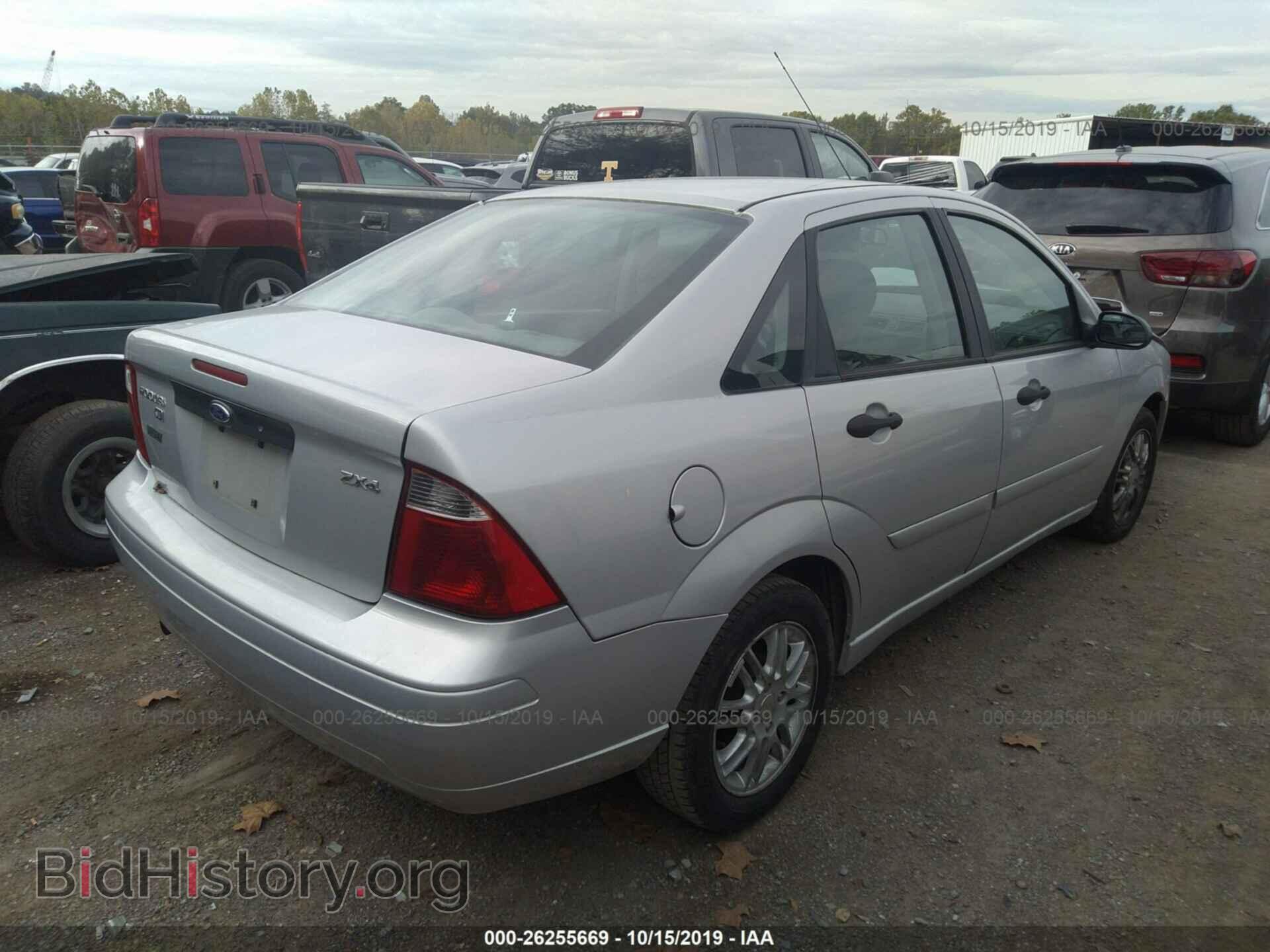 2005 FORD FOCUS - VIN: 1FAFP34N55W142917 - Фото 4