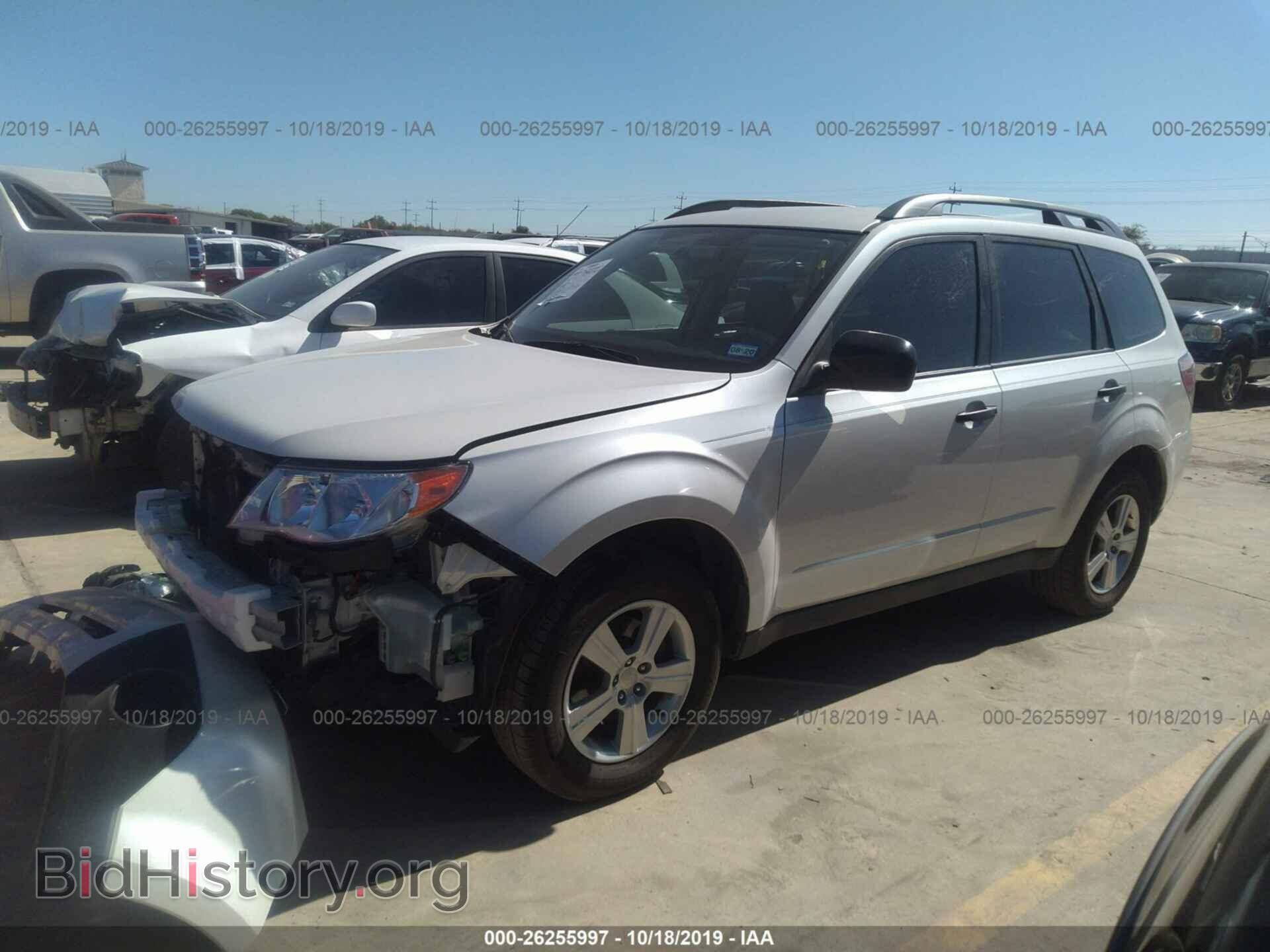 2011 SUBARU FORESTER - VIN: JF2SHBBC1BH770122 - Фото 2