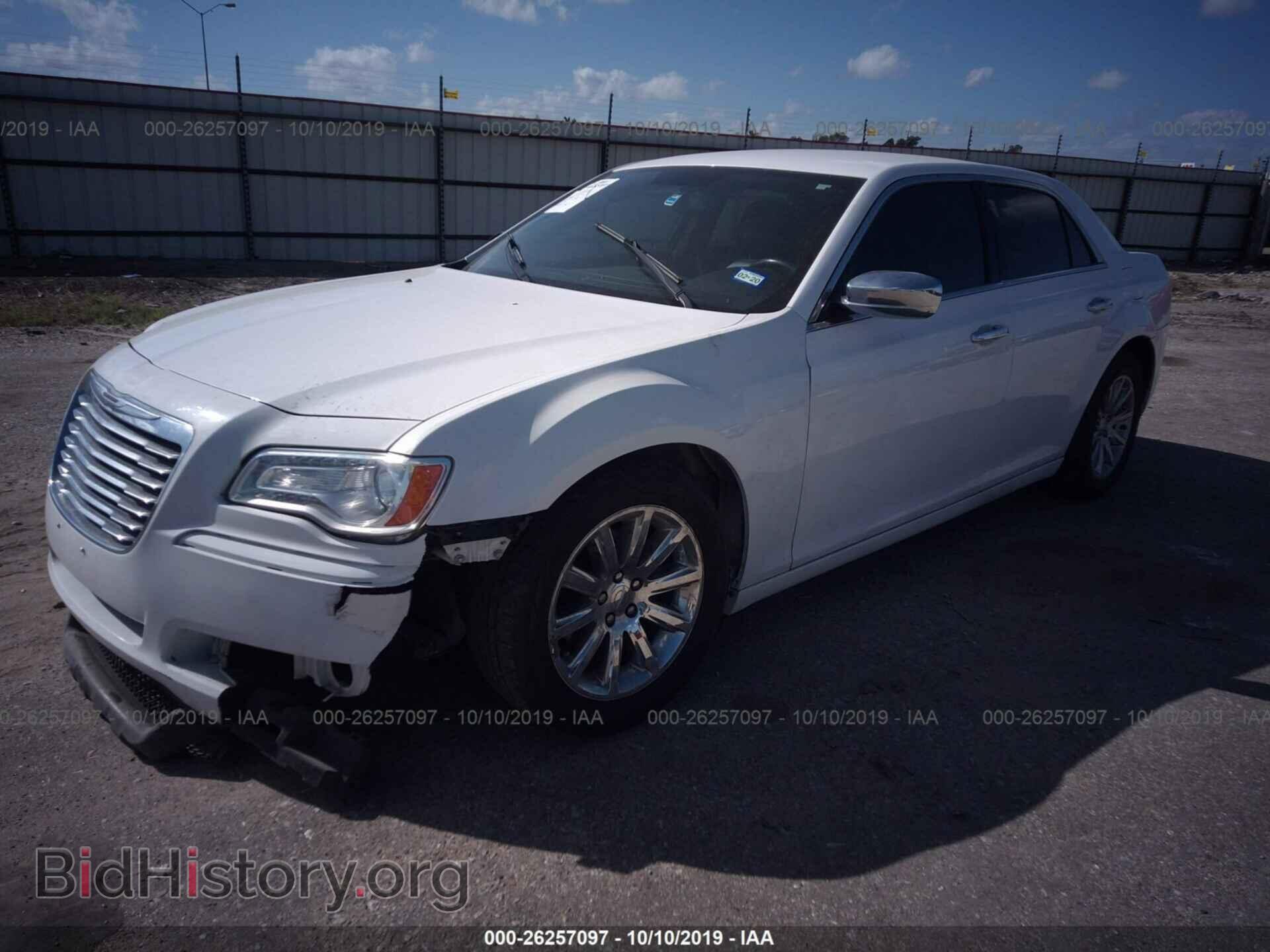 2012 CHRYSLER 300 - VIN: 2C3CCACG4CH199500 - Фото 2