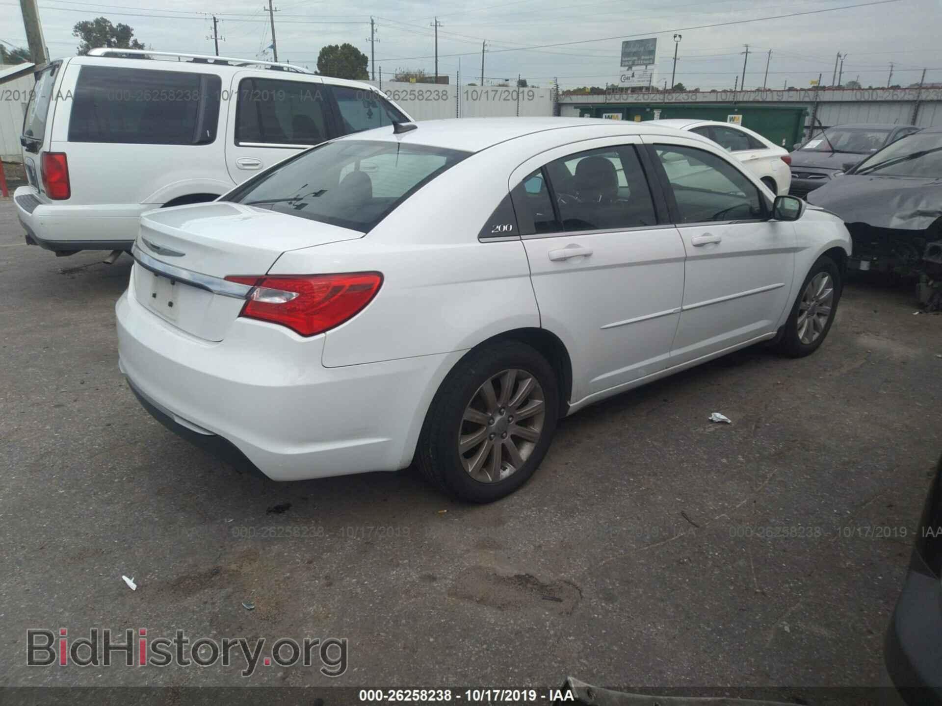 2013 CHRYSLER 200 - VIN: 1C3CCBBB7DN636314 - Photo 4