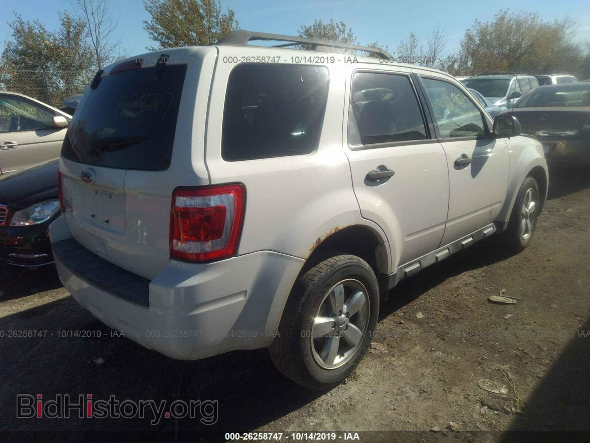 2011 FORD ESCAPE - VIN: 1FMCU0D75BKC22187 - Фото 4