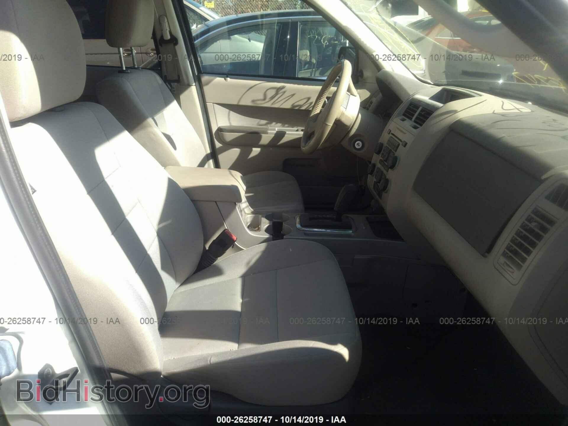 2011 FORD ESCAPE - VIN: 1FMCU0D75BKC22187 - Фото 5