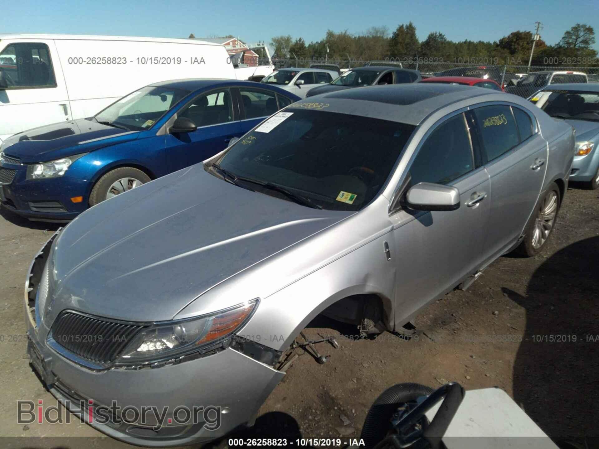 2013 LINCOLN MKS - VIN: 1LNHL9DK2DG617564 - Фото 2