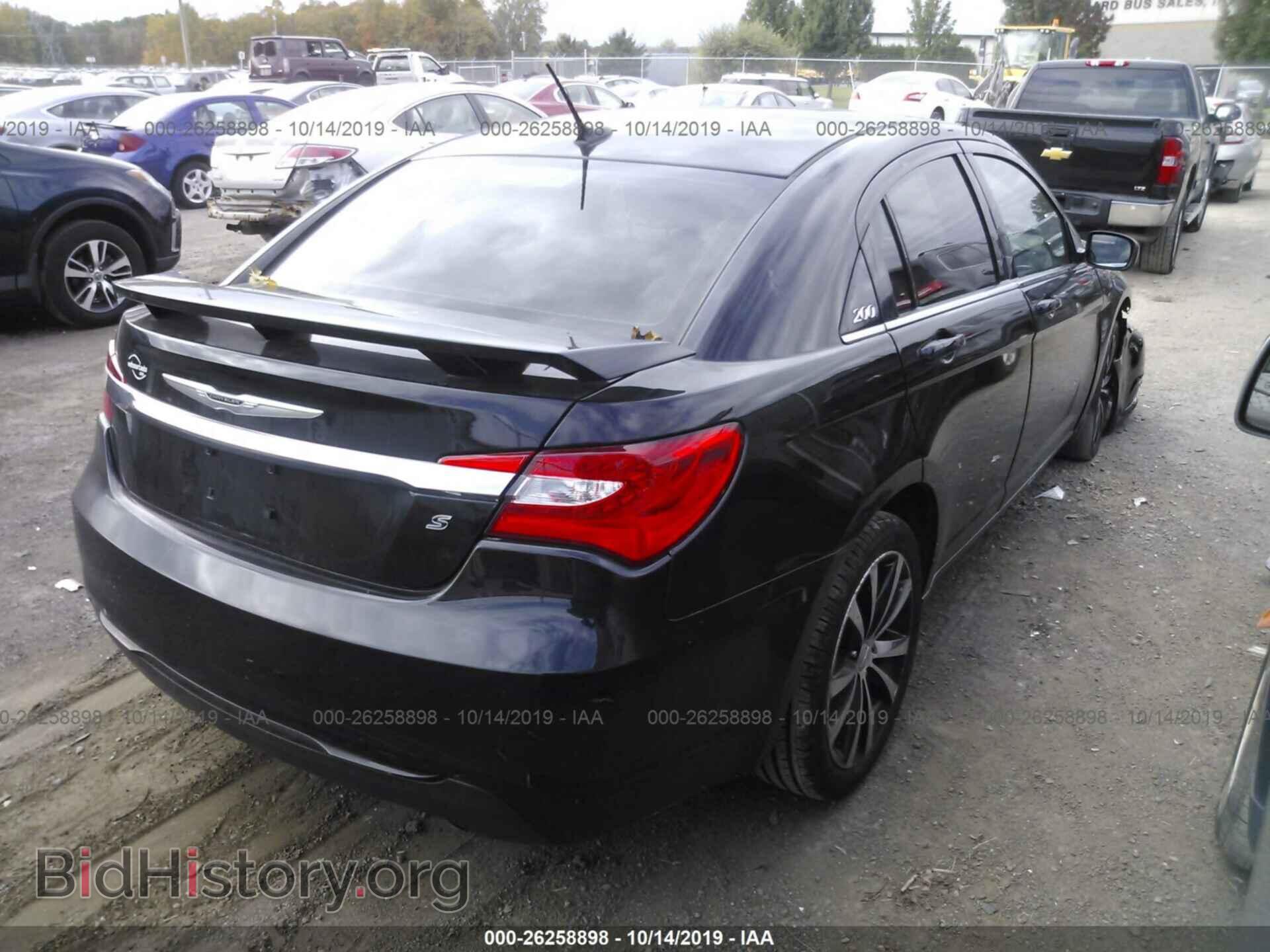 2013 CHRYSLER 200 - VIN: 1C3CCBCGXDN551073 - Фото 4