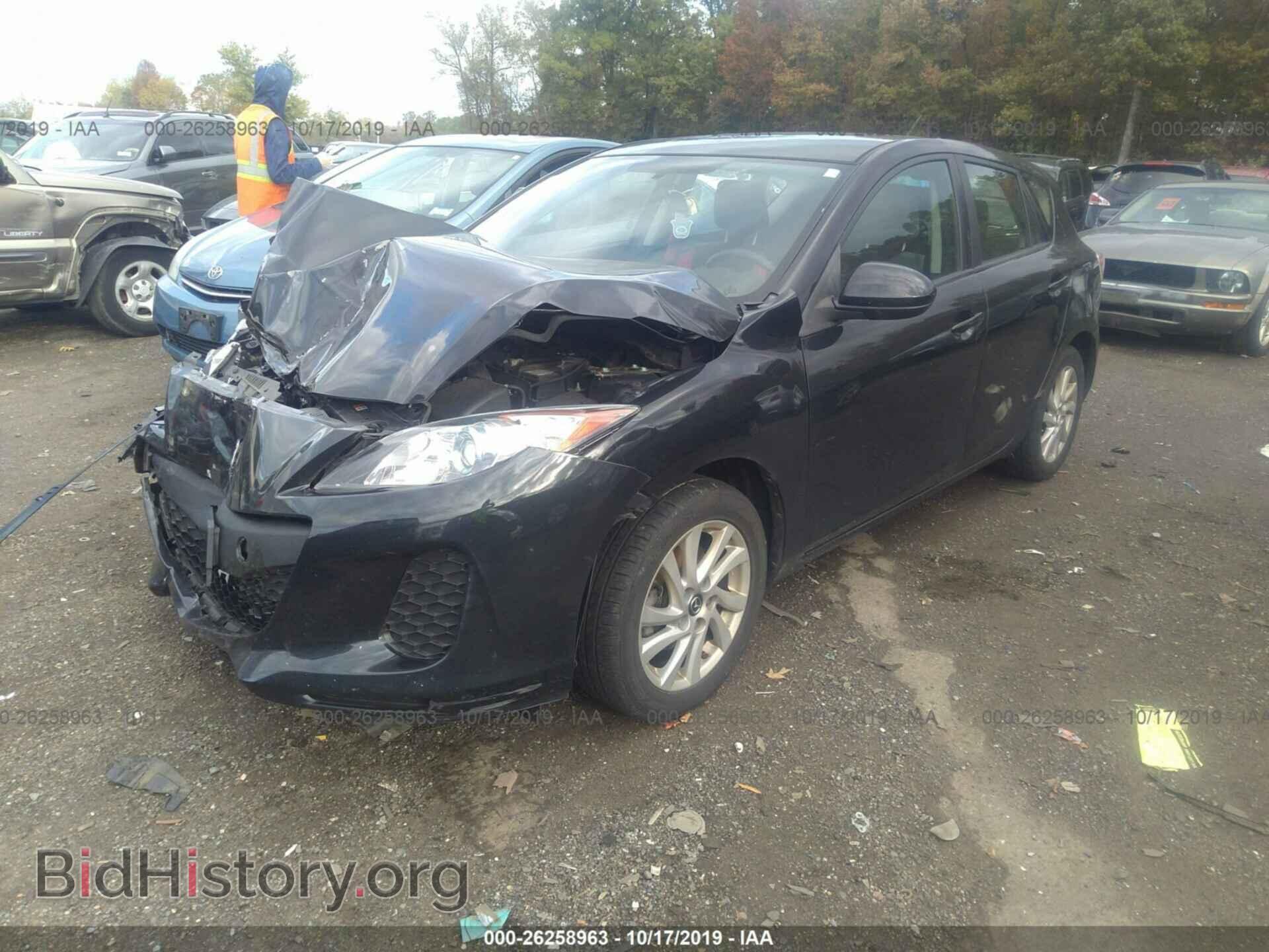 2013 MAZDA 3 - VIN: JM1BL1L73D1761300 - Фото 2