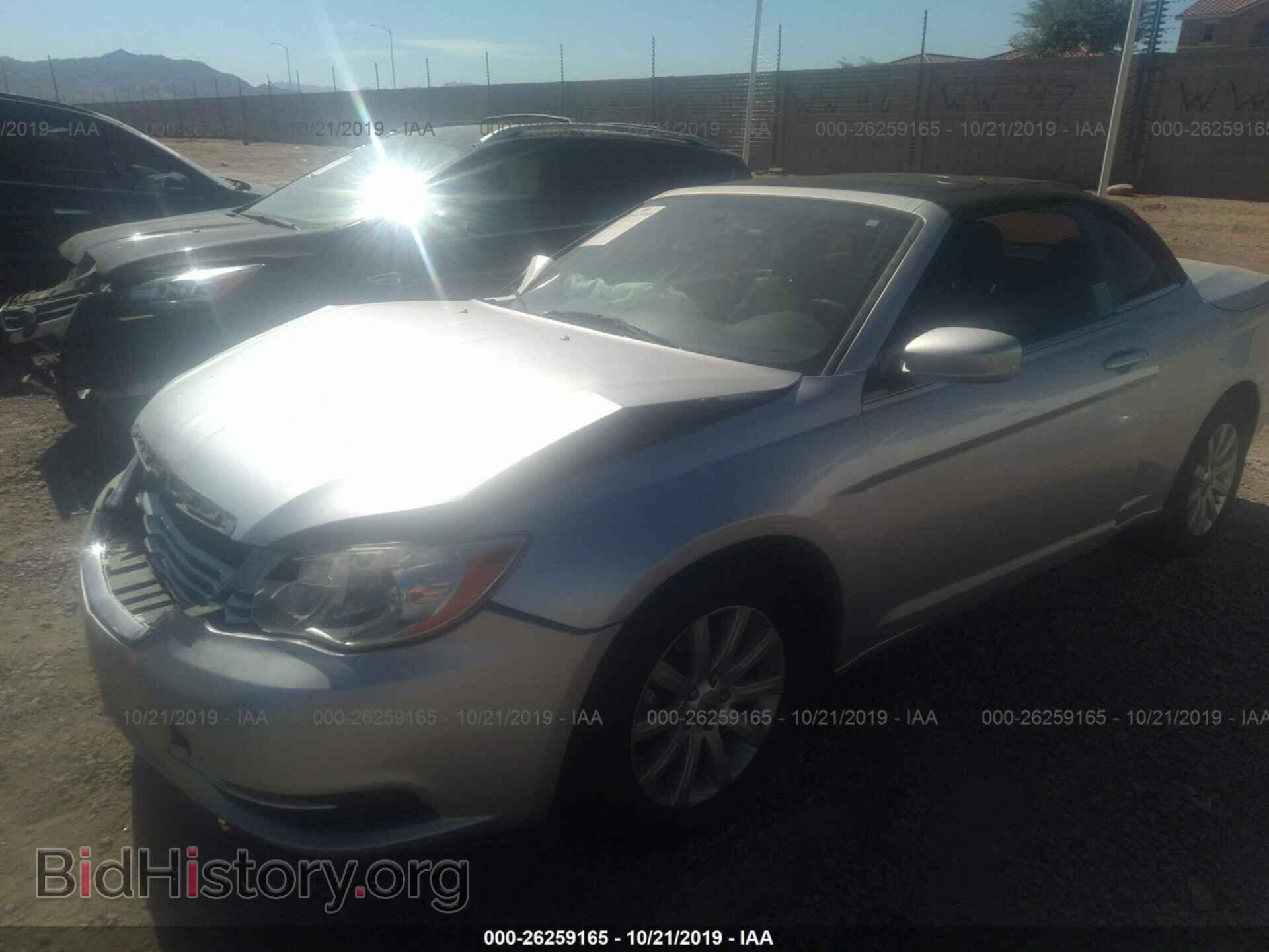 2012 CHRYSLER 200 - VIN: 1C3BCBEBXCN218450 - Photo 2