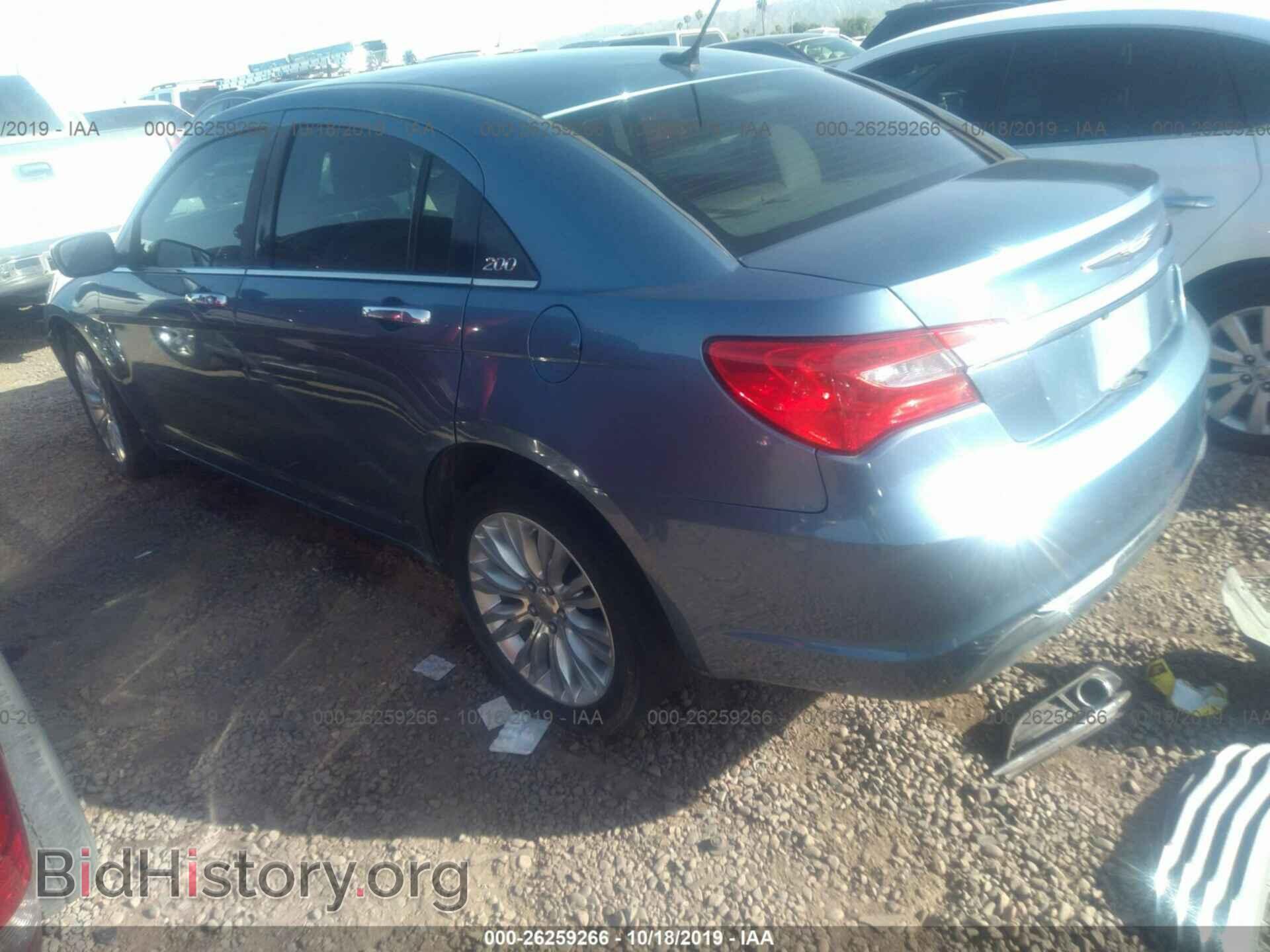 2011 CHRYSLER 200 - VIN: 1C3BC2FB4BN571456 - Фото 3