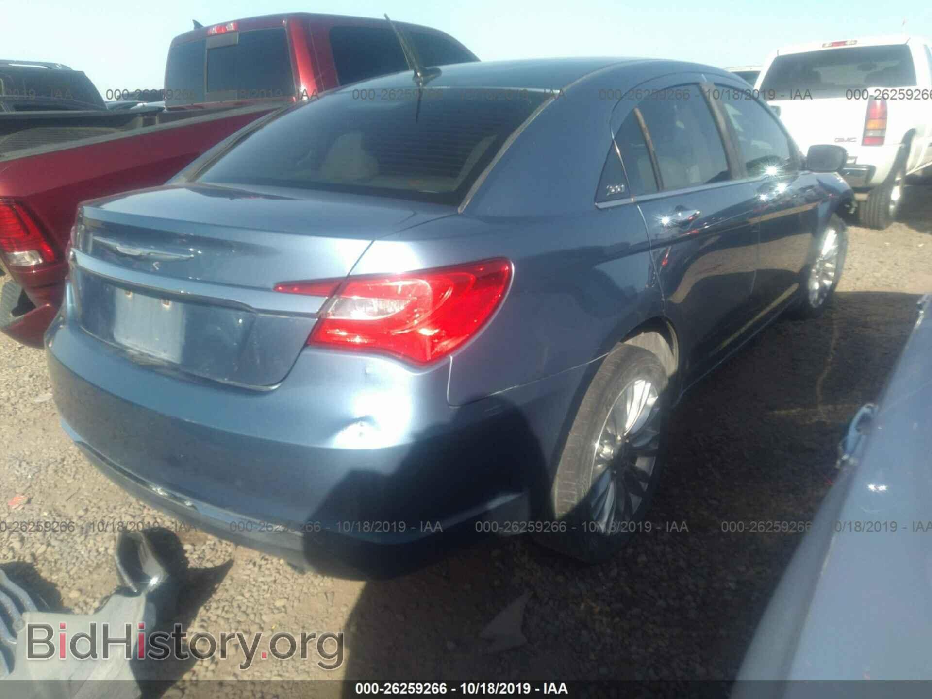 2011 CHRYSLER 200 - VIN: 1C3BC2FB4BN571456 - Фото 4