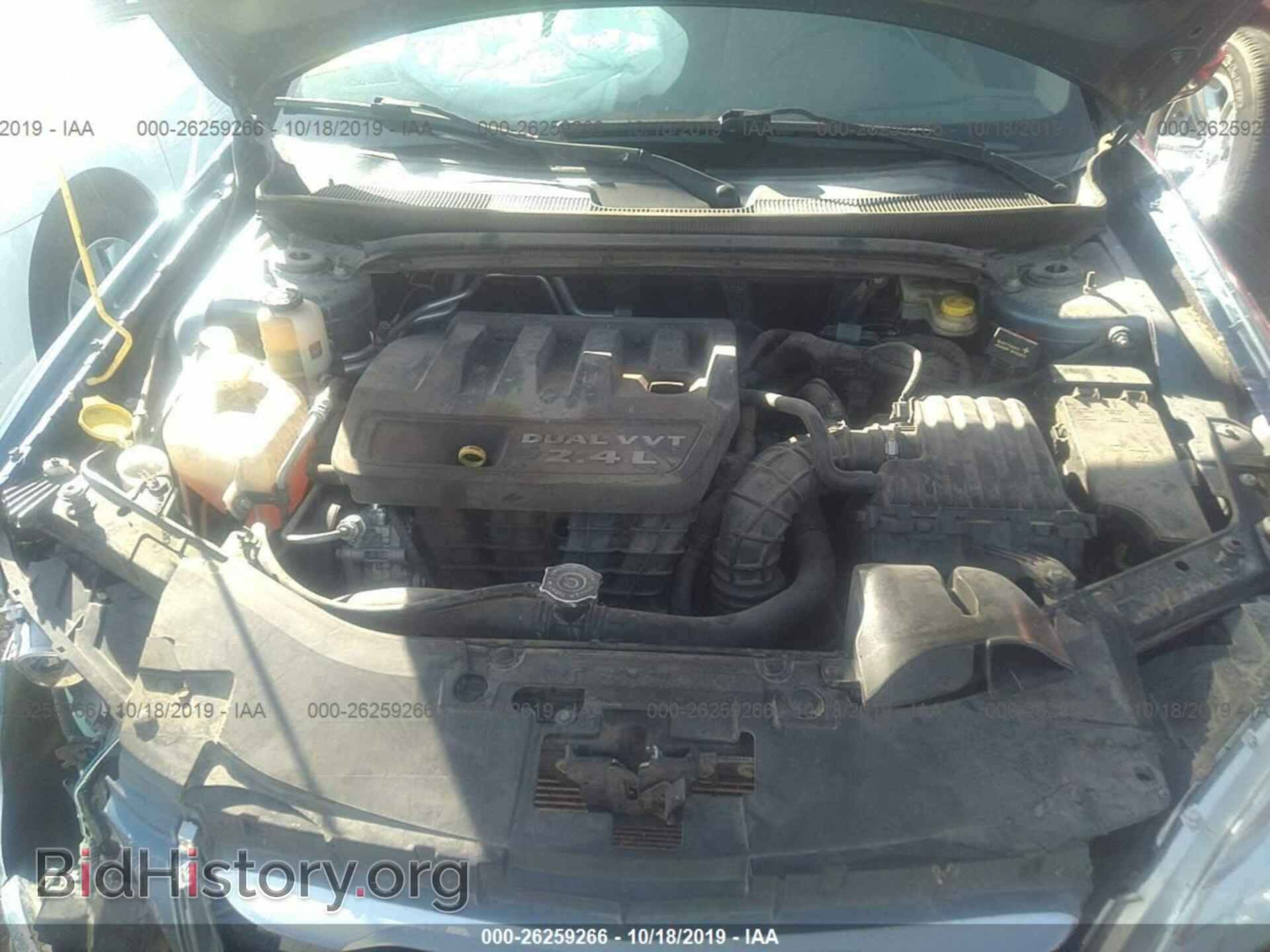 2011 CHRYSLER 200 - VIN: 1C3BC2FB4BN571456 - Фото 10