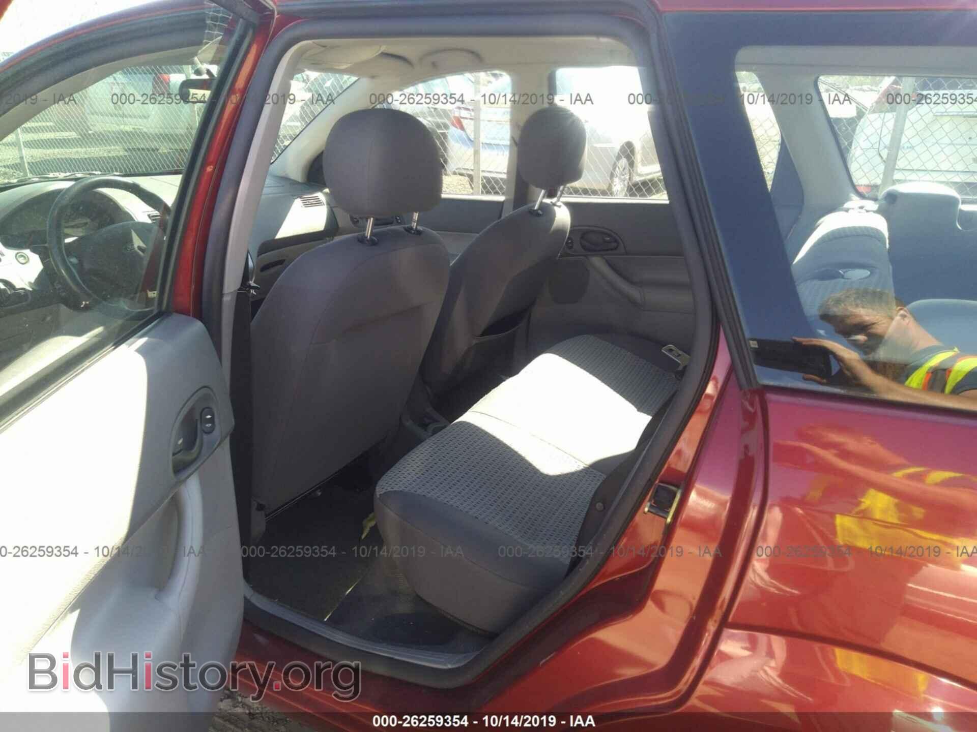 2005 FORD FOCUS - VIN: 1FAFP36N65W161280 - Фото 8