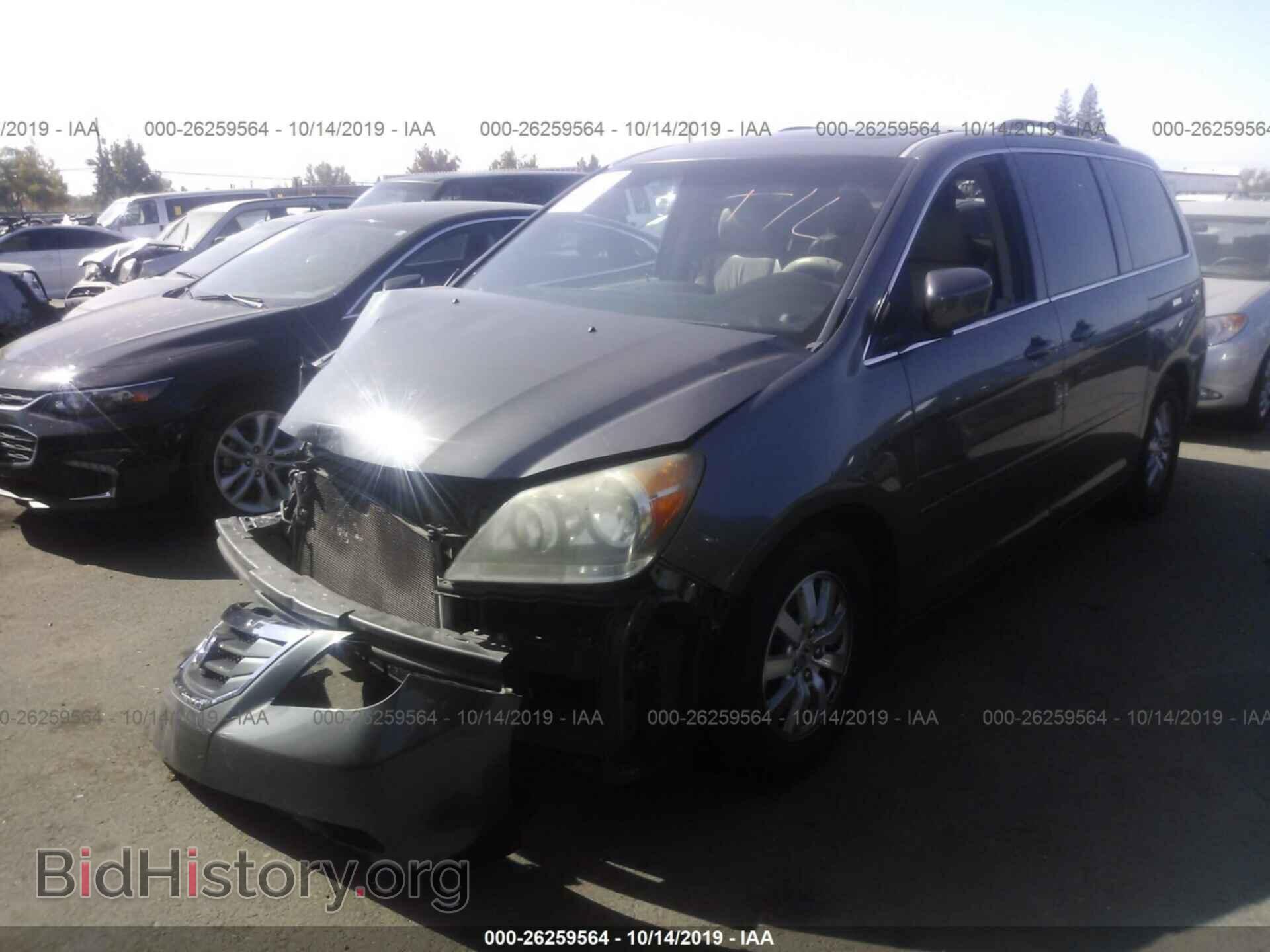 2008 HONDA ODYSSEY - VIN: 5FNRL38628B005299 - Фото 2