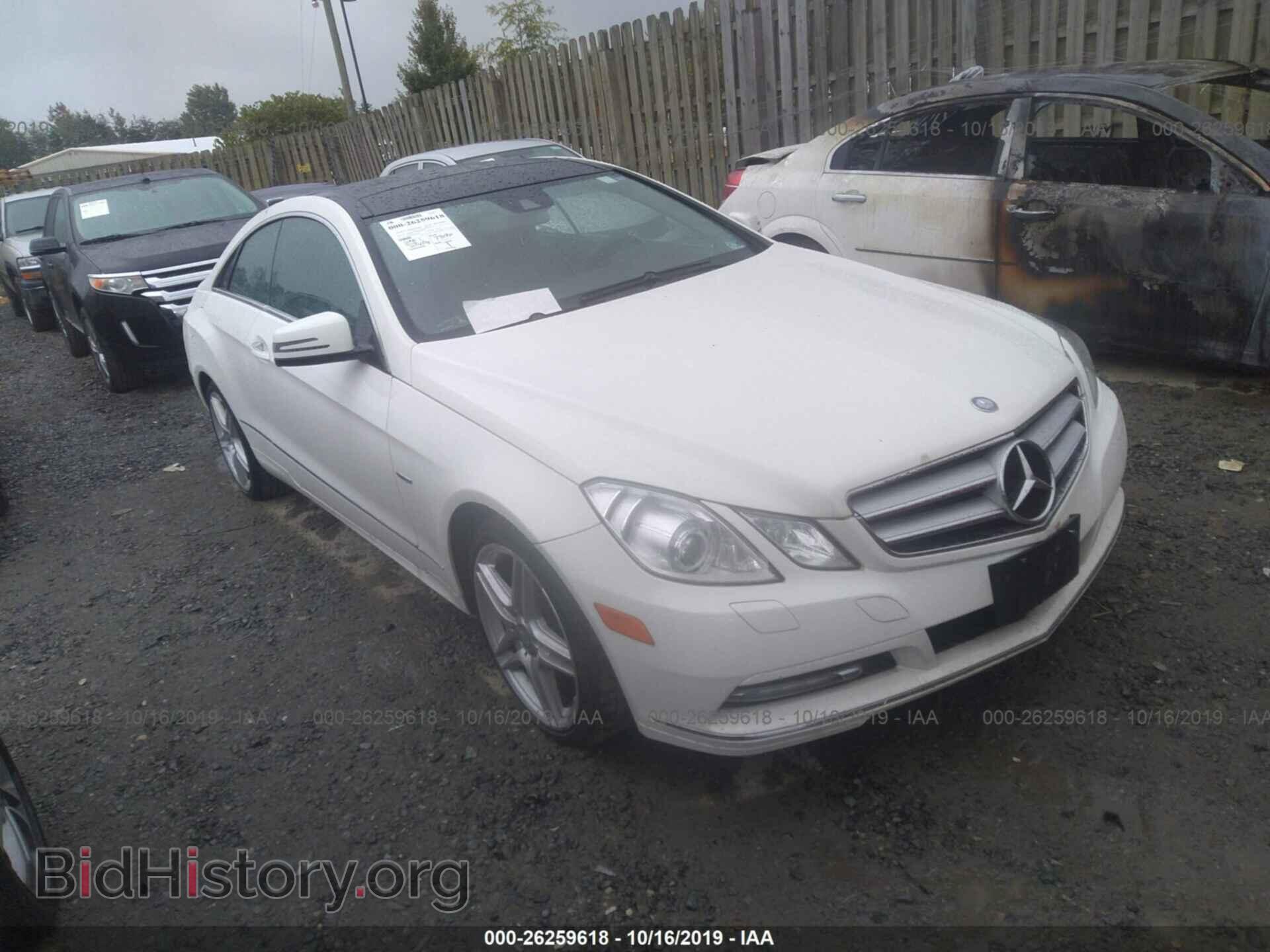 Photo WDDKJ8JB2CF174230 - MERCEDES-BENZ E 2012