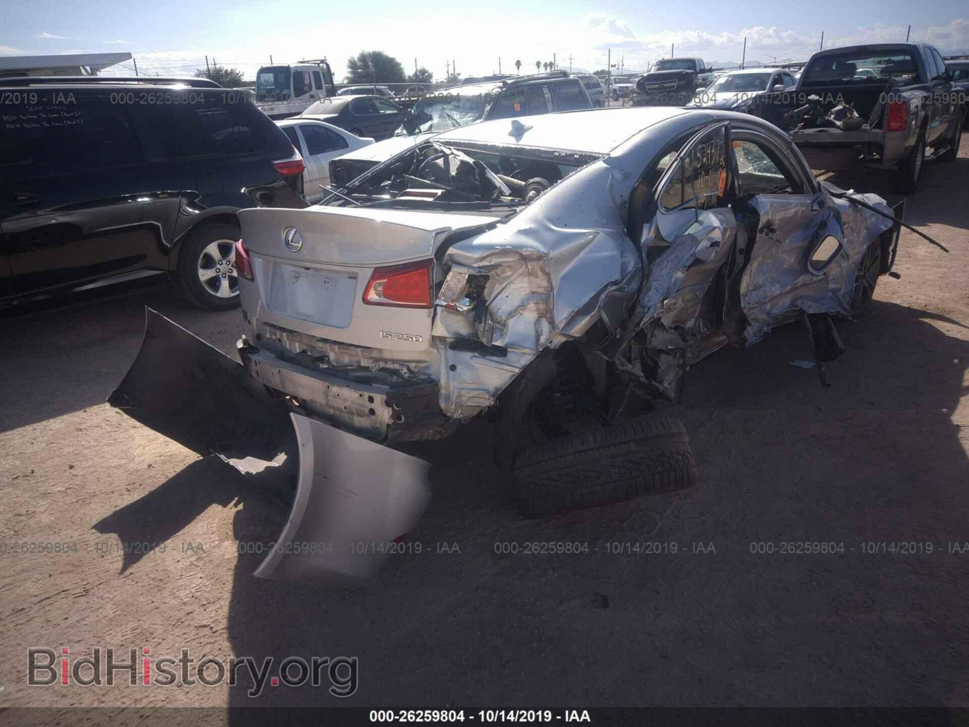 2011 LEXUS IS - VIN: JTHBF5C21B5150334 - Фото 4
