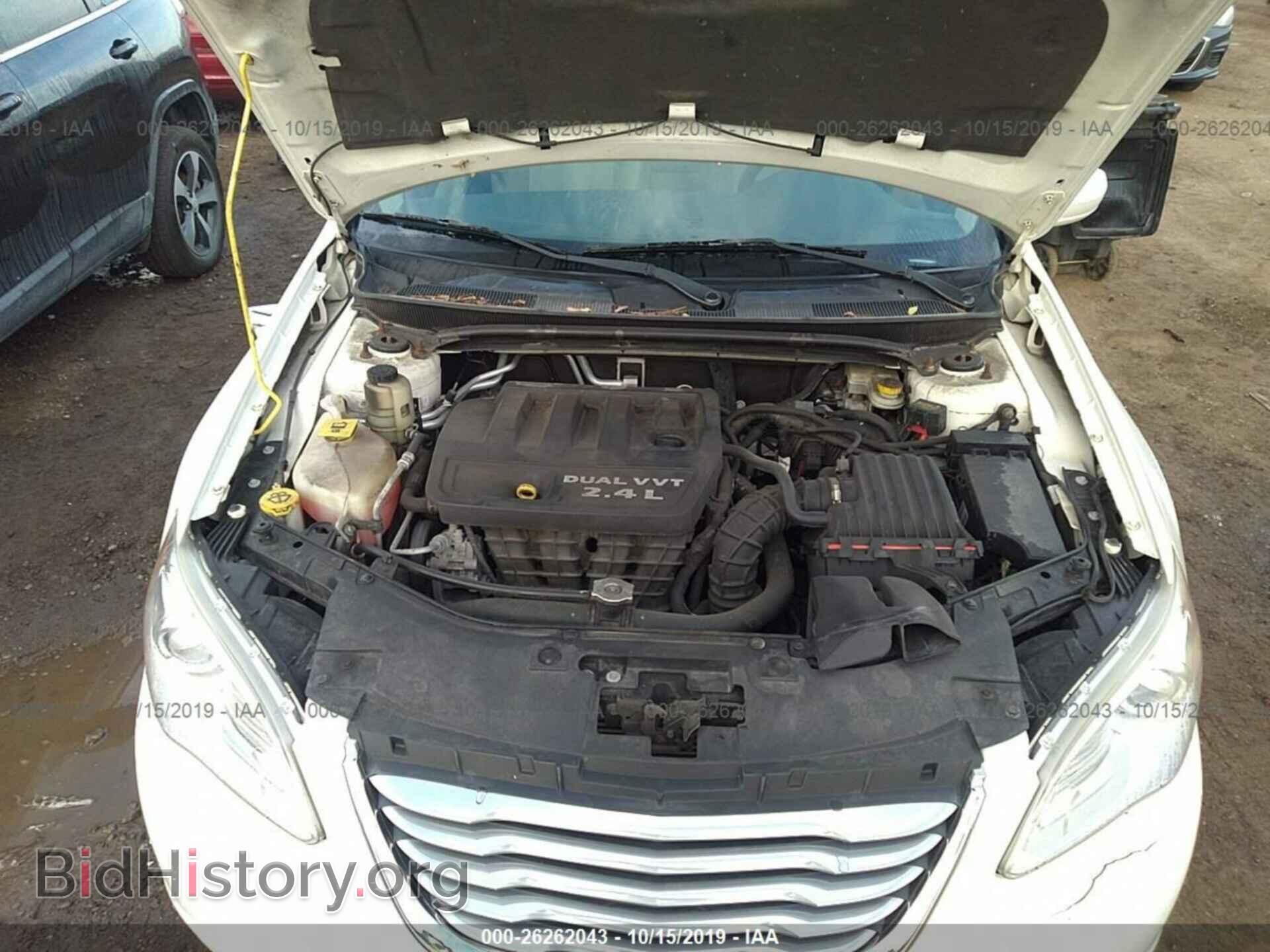 2011 CHRYSLER 200 - VIN: 1C3BC4FB0BN529202 - Photo 10