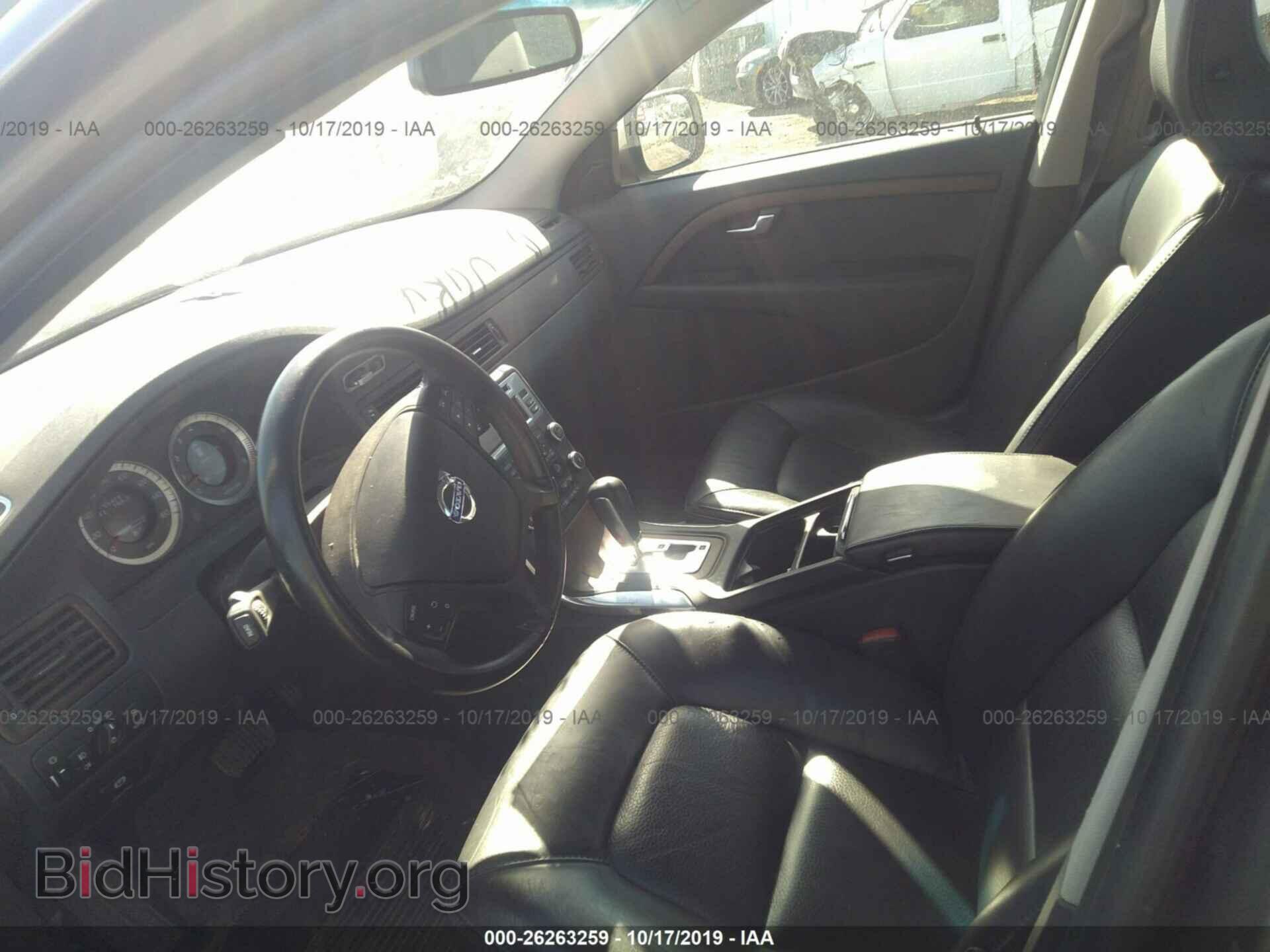 2011 VOLVO XC70 - VIN: YV4940BL3B1095912 - Фото 5