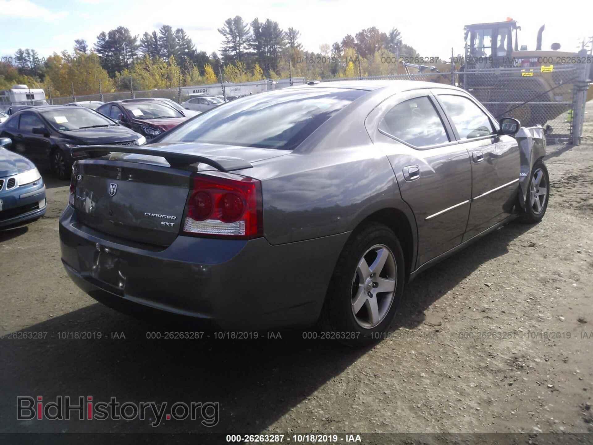 2010 DODGE CHARGER - VIN: 2B3CA3CV9AH217032 - Фото 4