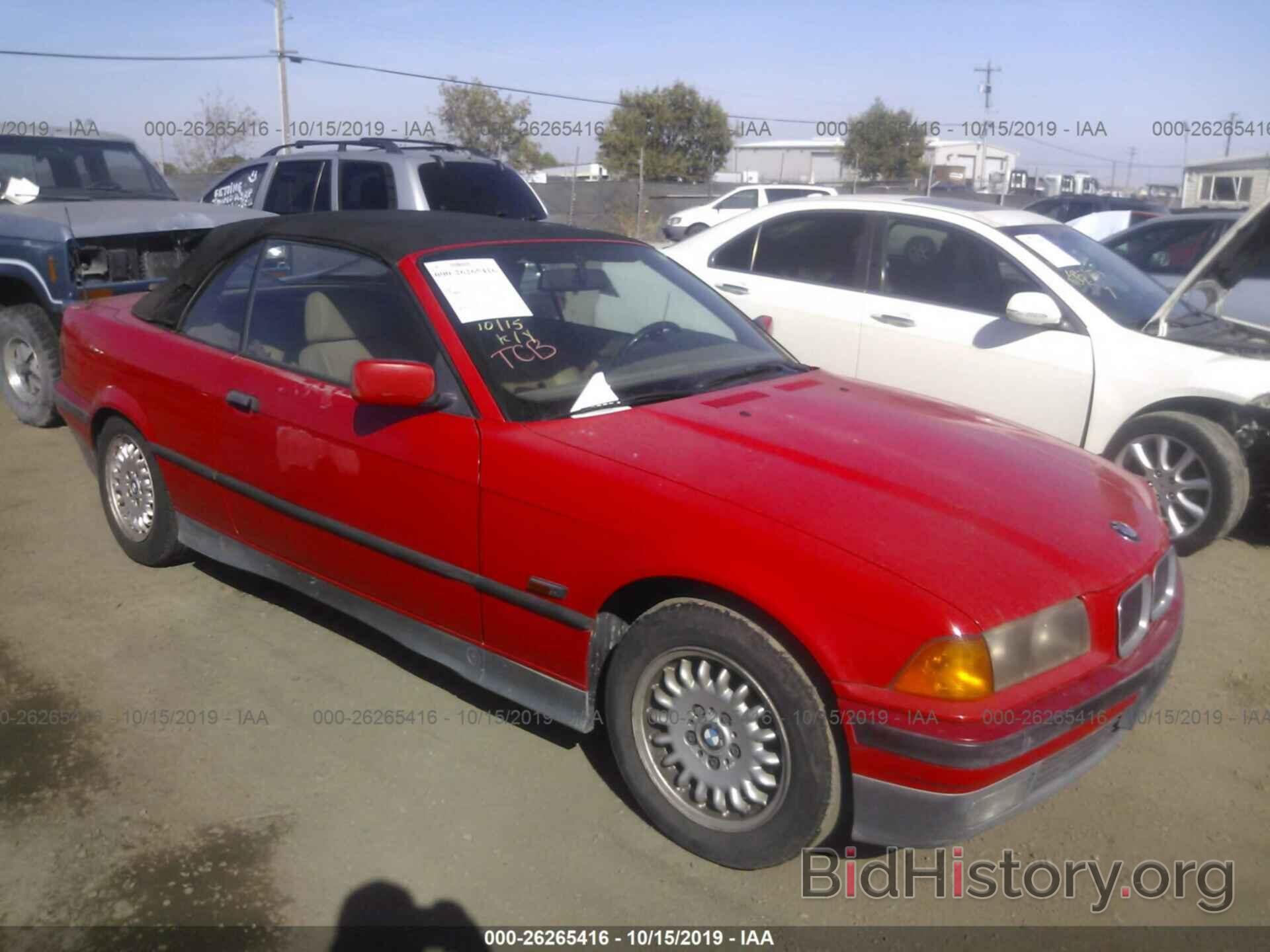 Photo WBABK6324RED16505 - BMW 318 1994