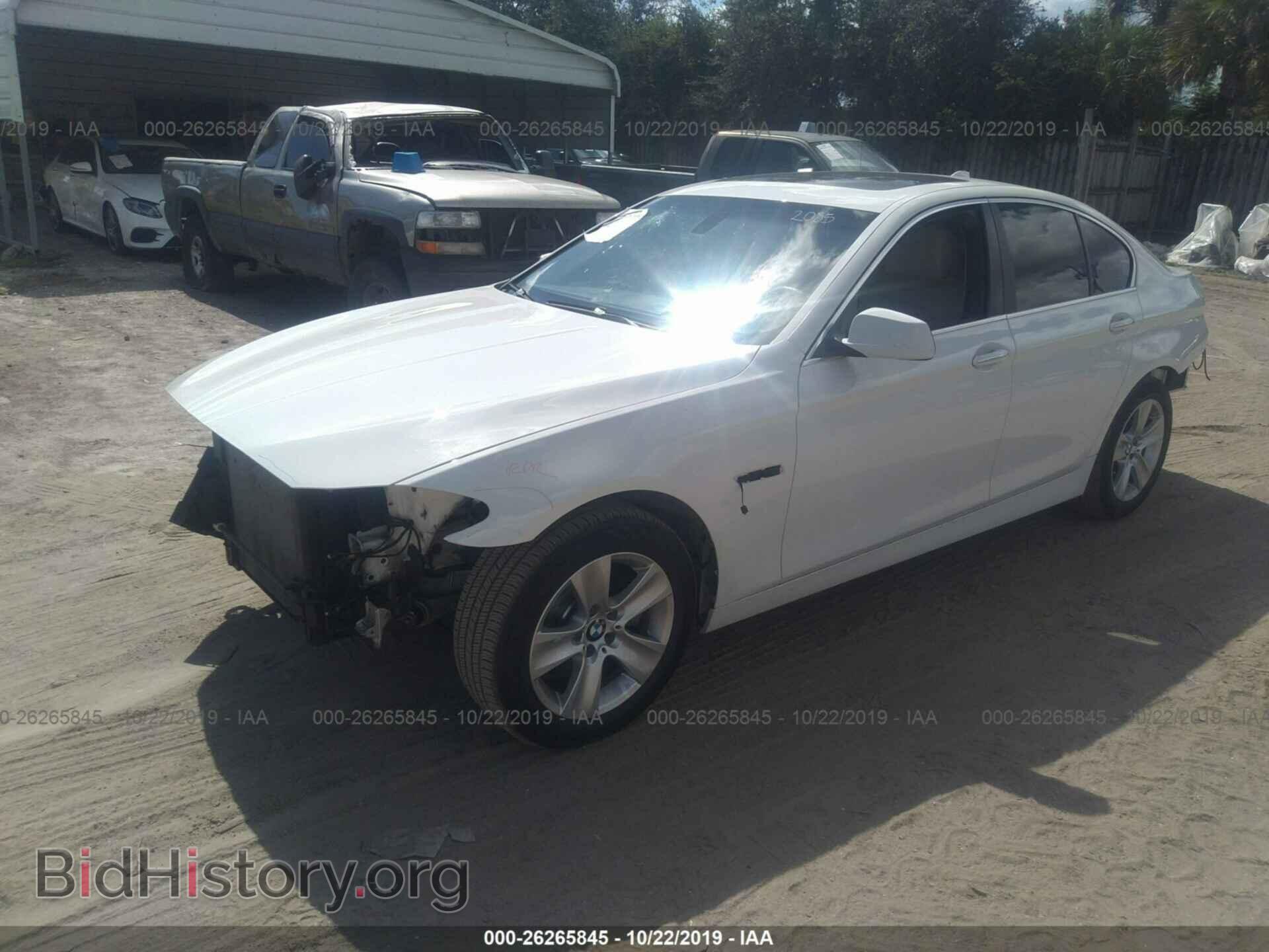 2012 BMW 528 - VIN: WBAXG5C59CDW84572 - Фото 2