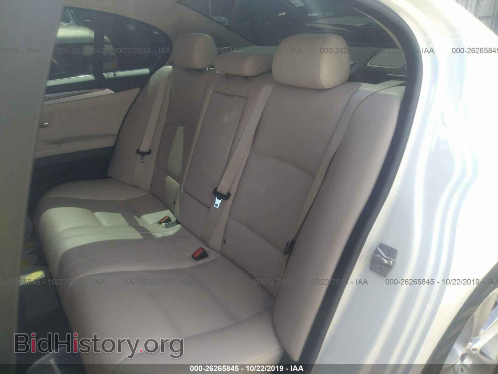 2012 BMW 528 - VIN: WBAXG5C59CDW84572 - Фото 8