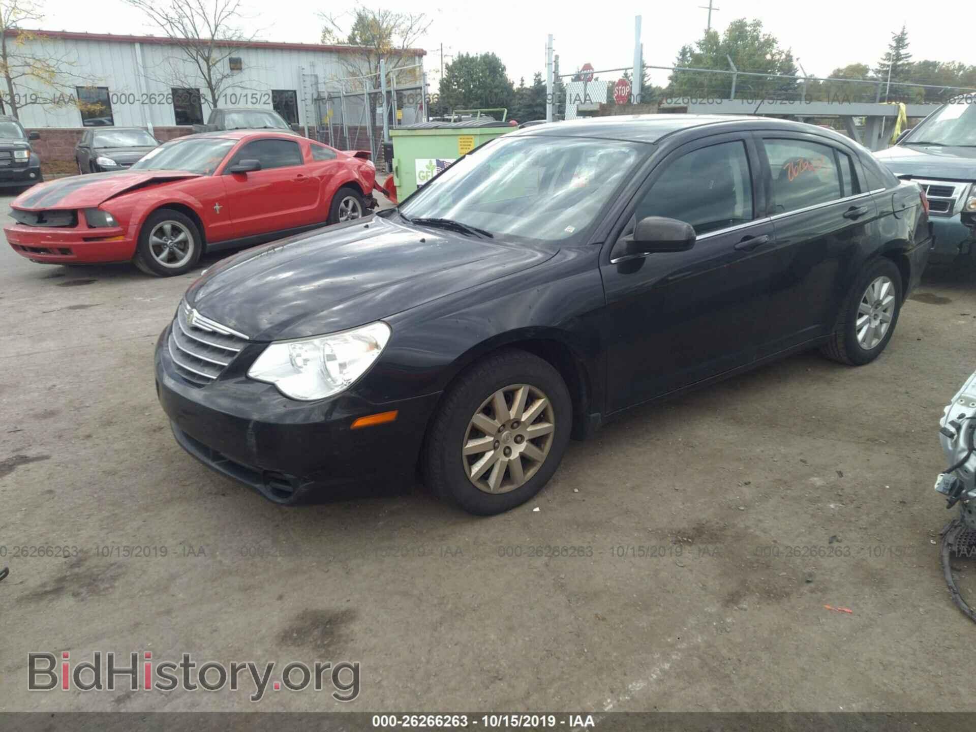 2010 CHRYSLER SEBRING - VIN: 1C3CC4FB1AN222527 - Фото 2