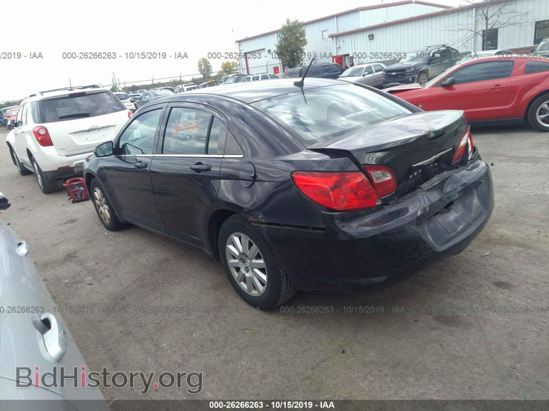 2010 CHRYSLER SEBRING - VIN: 1C3CC4FB1AN222527 - Фото 3