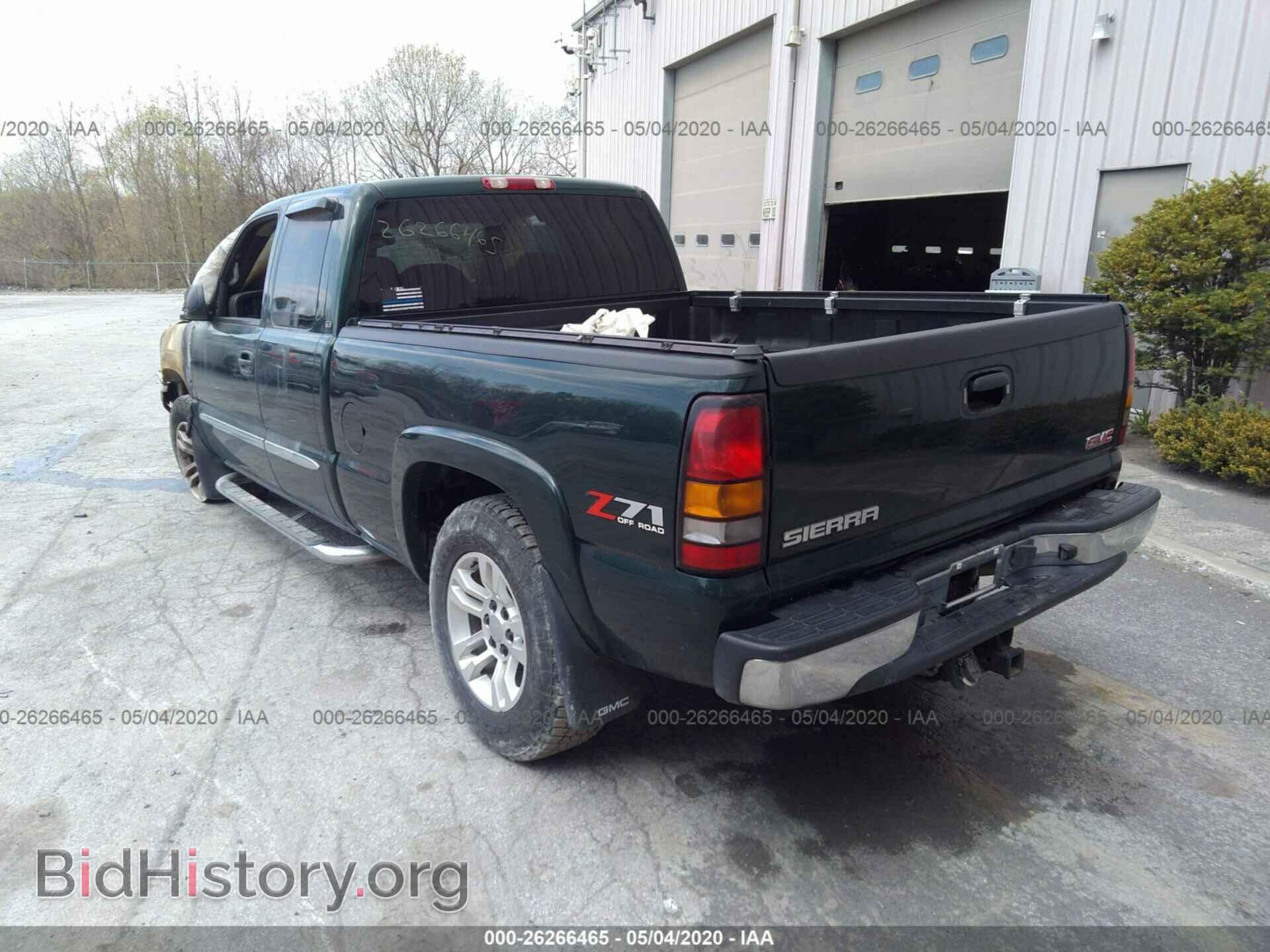 2005 GMC New Sierra - VIN: 2GTEK19B051281237 - Photo 3