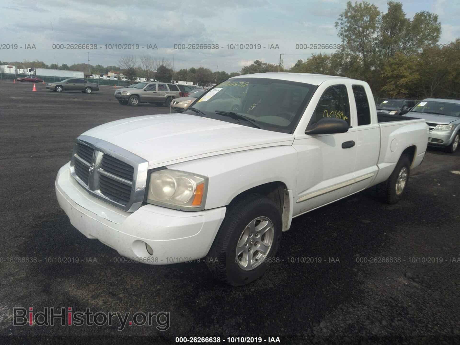 2005 DODGE DAKOTA - VIN: 1D3HE42N25S103749 - Фото 2