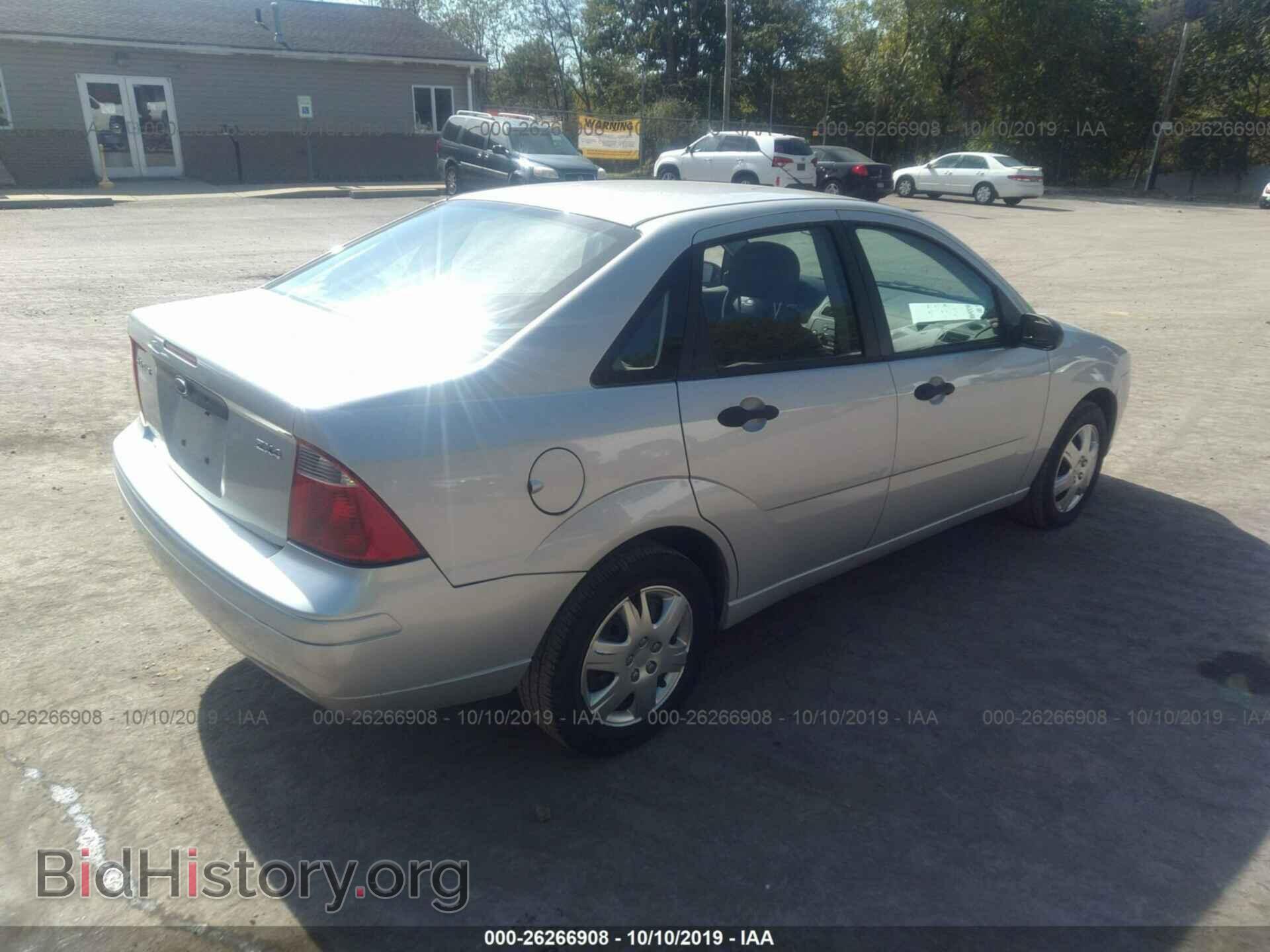 2005 FORD FOCUS - VIN: 1FAFP34N95W201743 - Фото 4