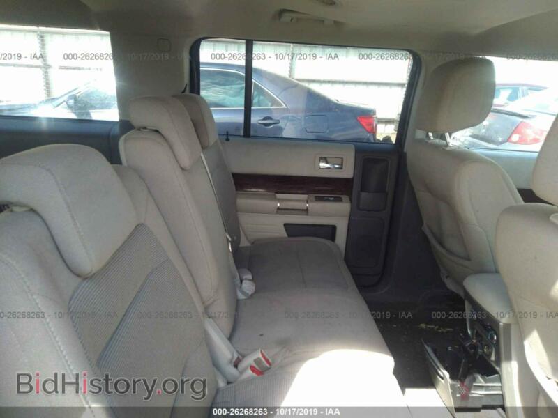 2011 Ford FLEX (VIN 2FMGK5CC3BBD23337) — photo 8 of 11