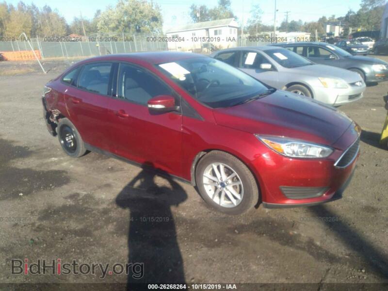 2016 Ford FOCUS SE (VIN 1FADP3F24GL354951) — фото 1 из 10, IAAI, повреждение: правая задняя часть