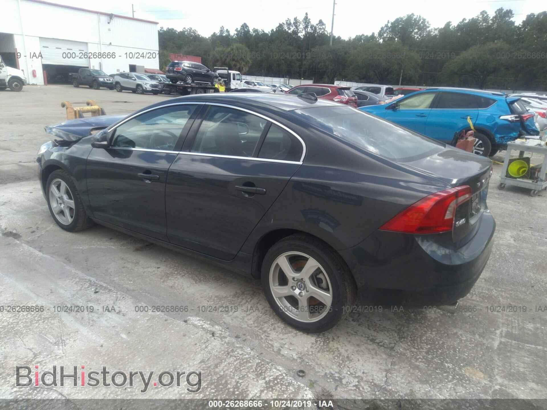 2013 VOLVO S60 - VIN: YV1612FS2D2225746 - Фото 3