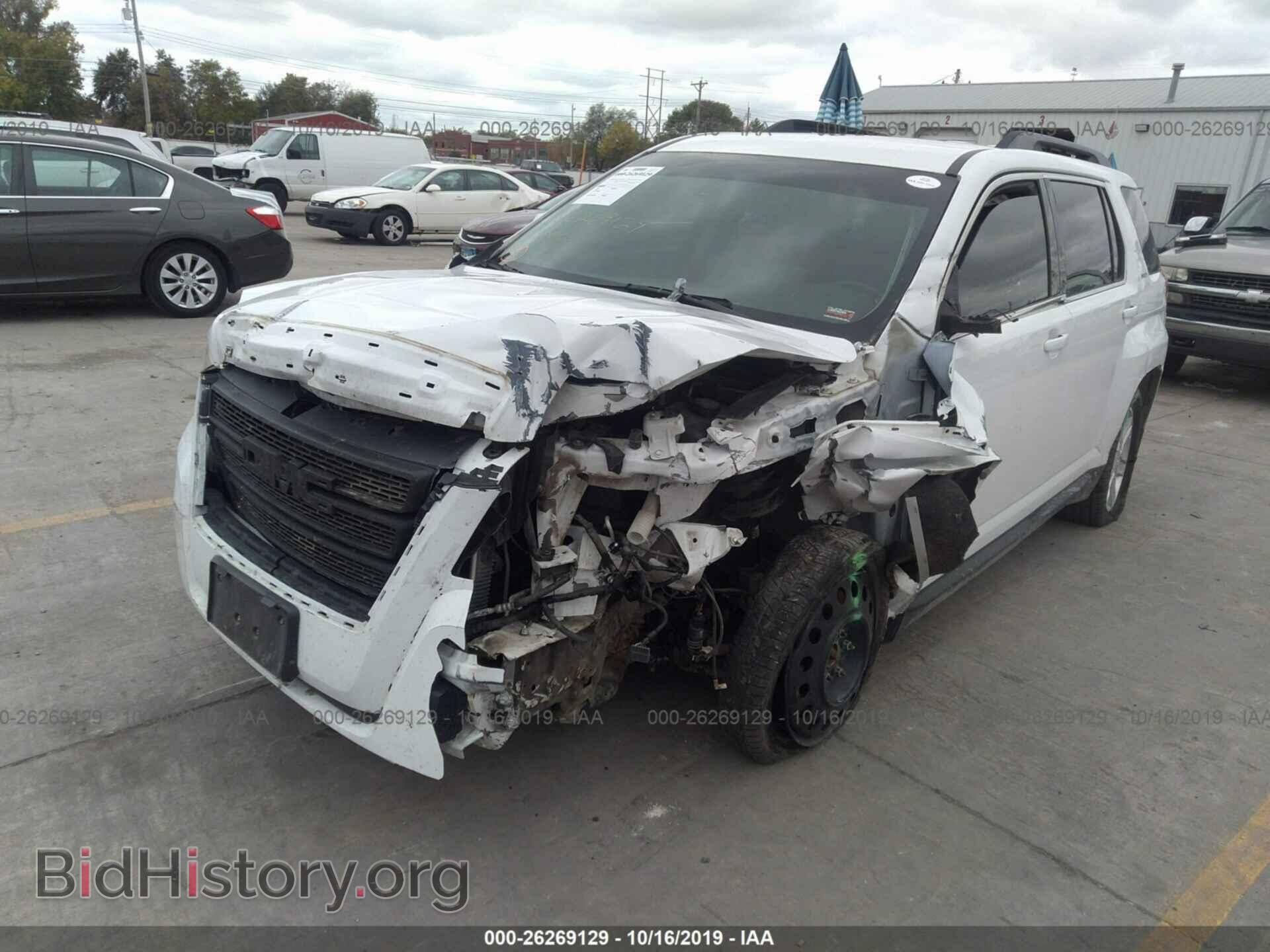 2011 GMC TERRAIN - VIN: 2CTALUEC2B6205615 - Photo 2
