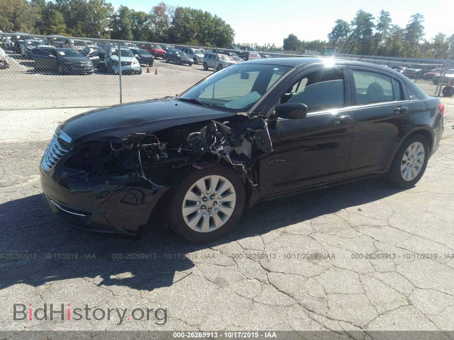 2014 CHRYSLER 200 - VIN: 1C3CCBAB2EN124026 - Фото 2