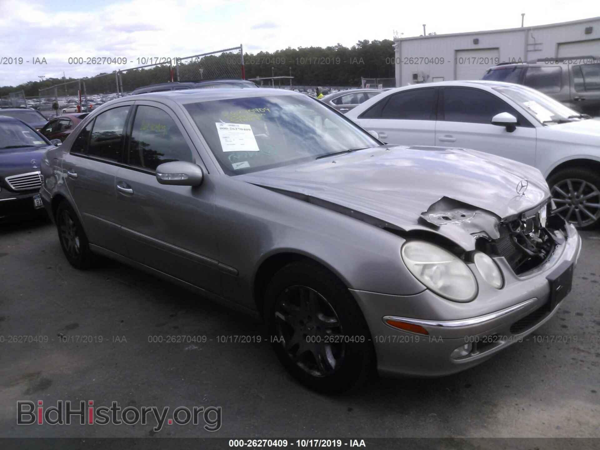 Photo WDBUF82J35X166272 - MERCEDES-BENZ E 2005