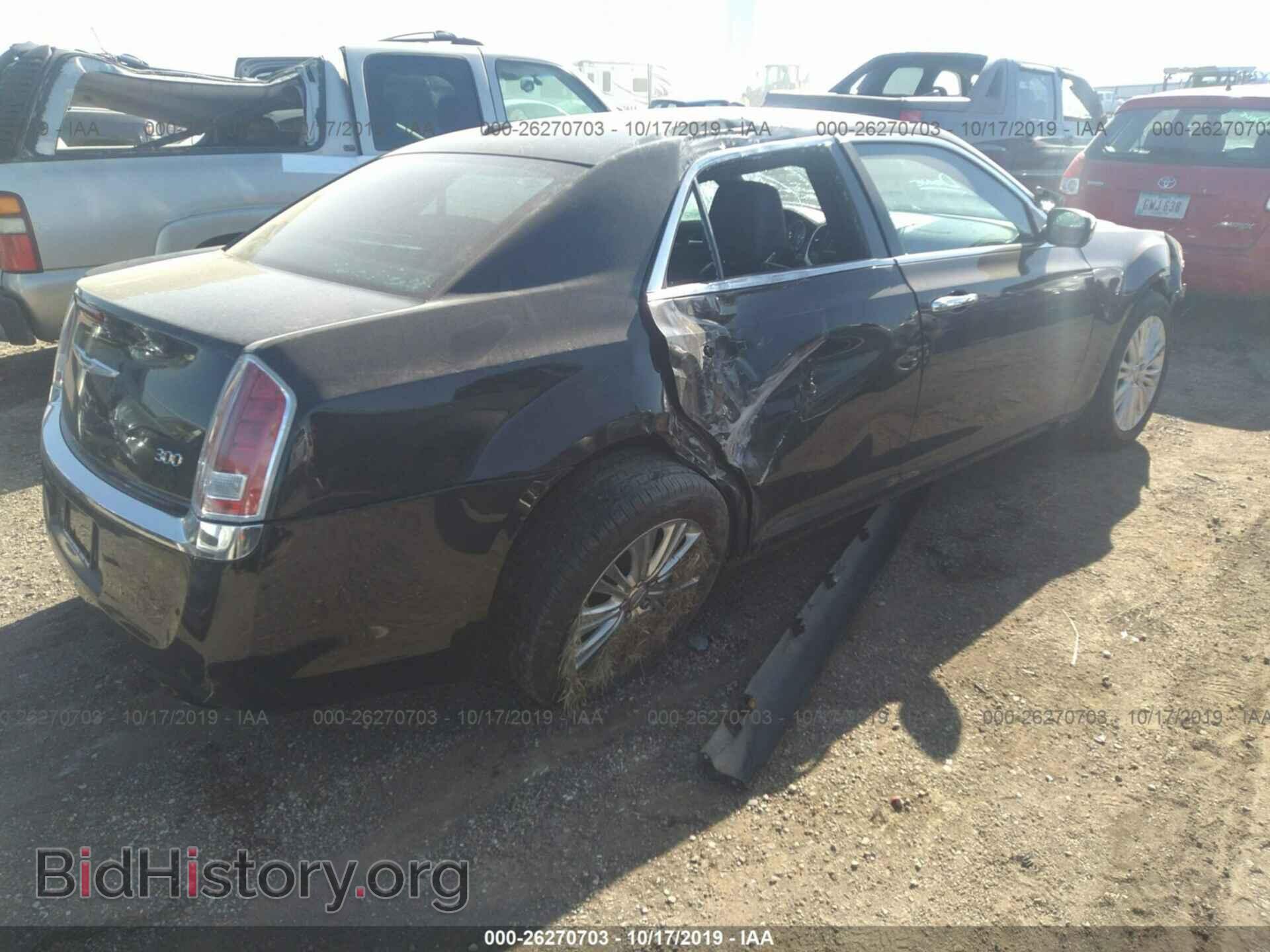 2012 CHRYSLER 300 - VIN: 2C3CCAHG6CH231839 - Фото 4
