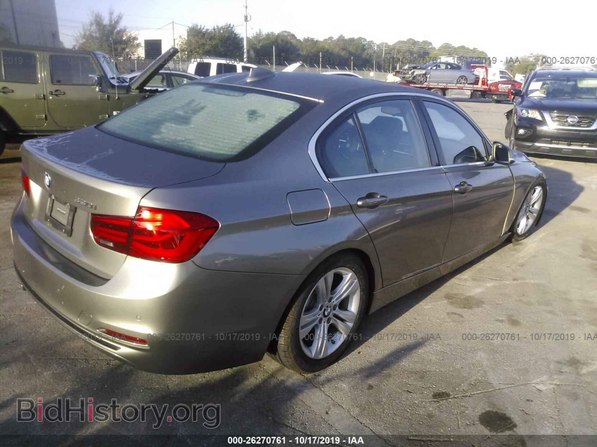 2018 BMW 330 - VIN: WBA8B9G53JNU98960 - Фото 4