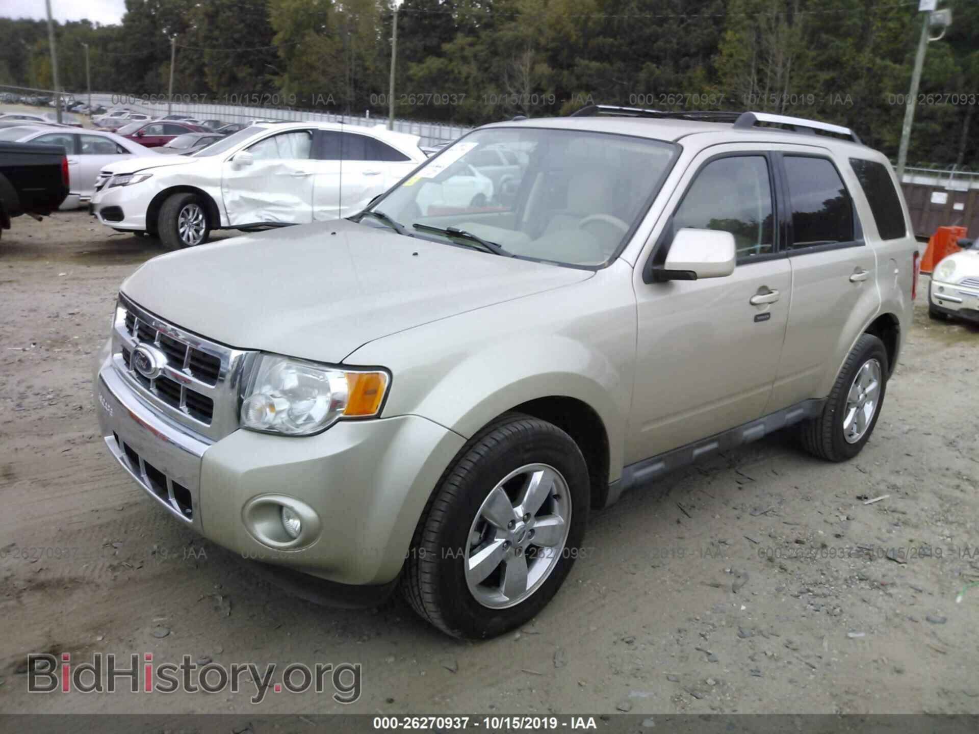 2011 FORD ESCAPE - VIN: 1FMCU0EG4BKB18921 - Photo 2