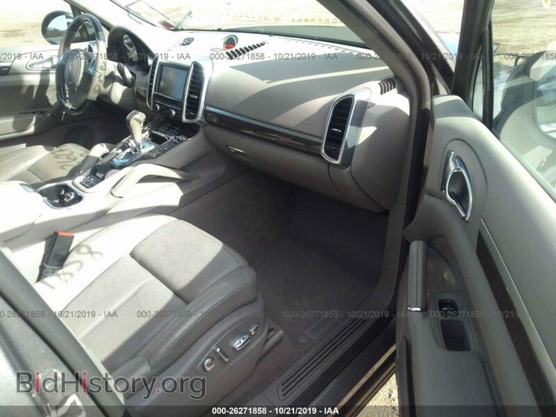 2014 Porsche CAYENNE (VIN WP1AA2A26ELA03941) — photo 5 of 11